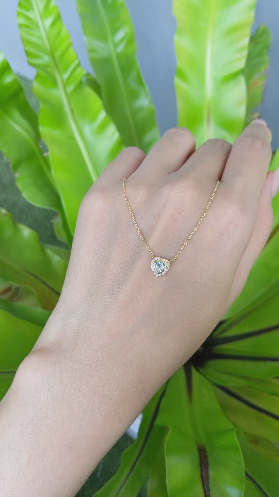0.23 Ct. Blue Aquamarine and Natural Diamond Pave Necklace, 18K Yellow Gold Size Video