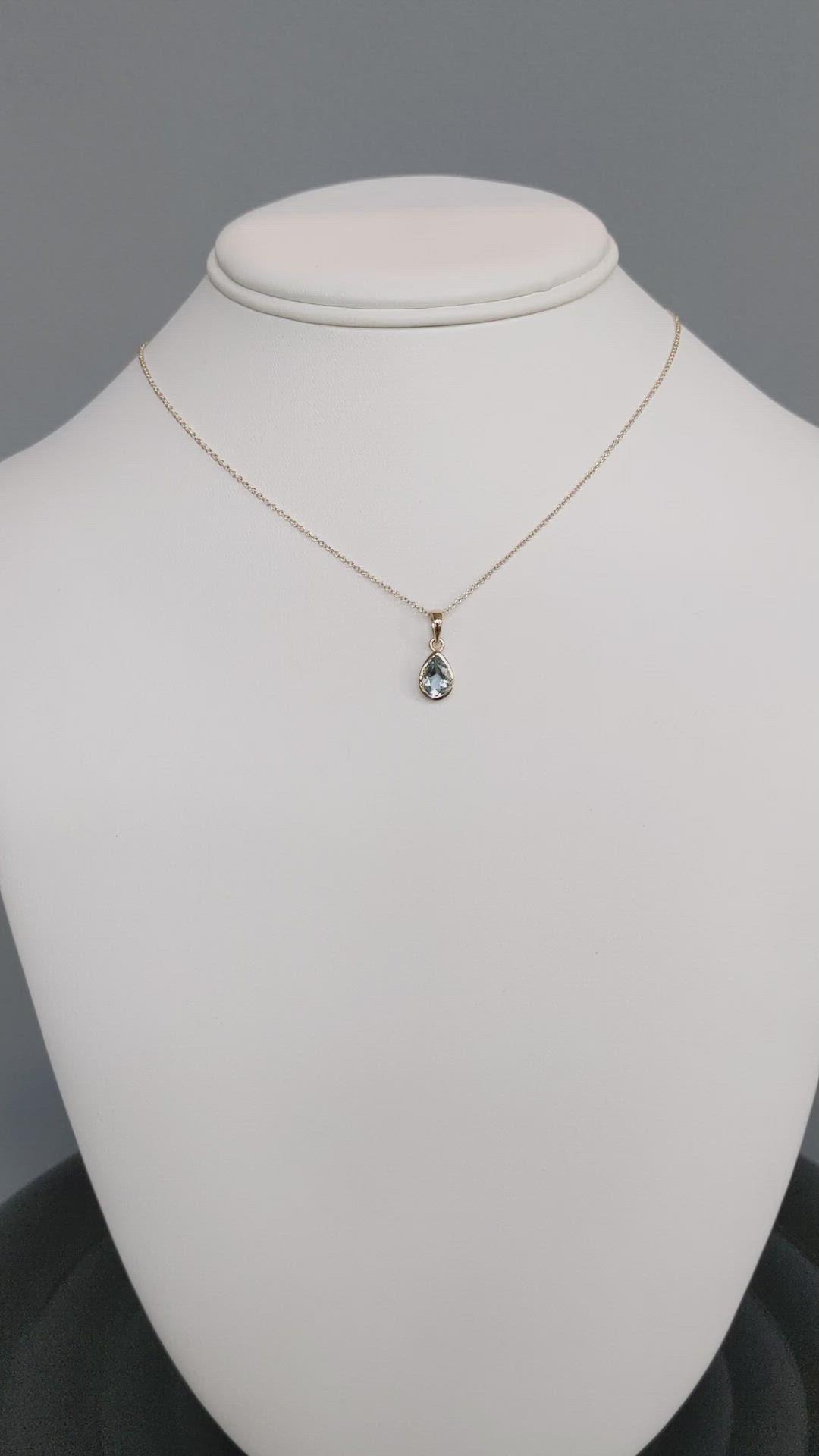 0.76 Ct. Blue Aquamarine Bezel Pendant, 14K Yellow Gold Size Video