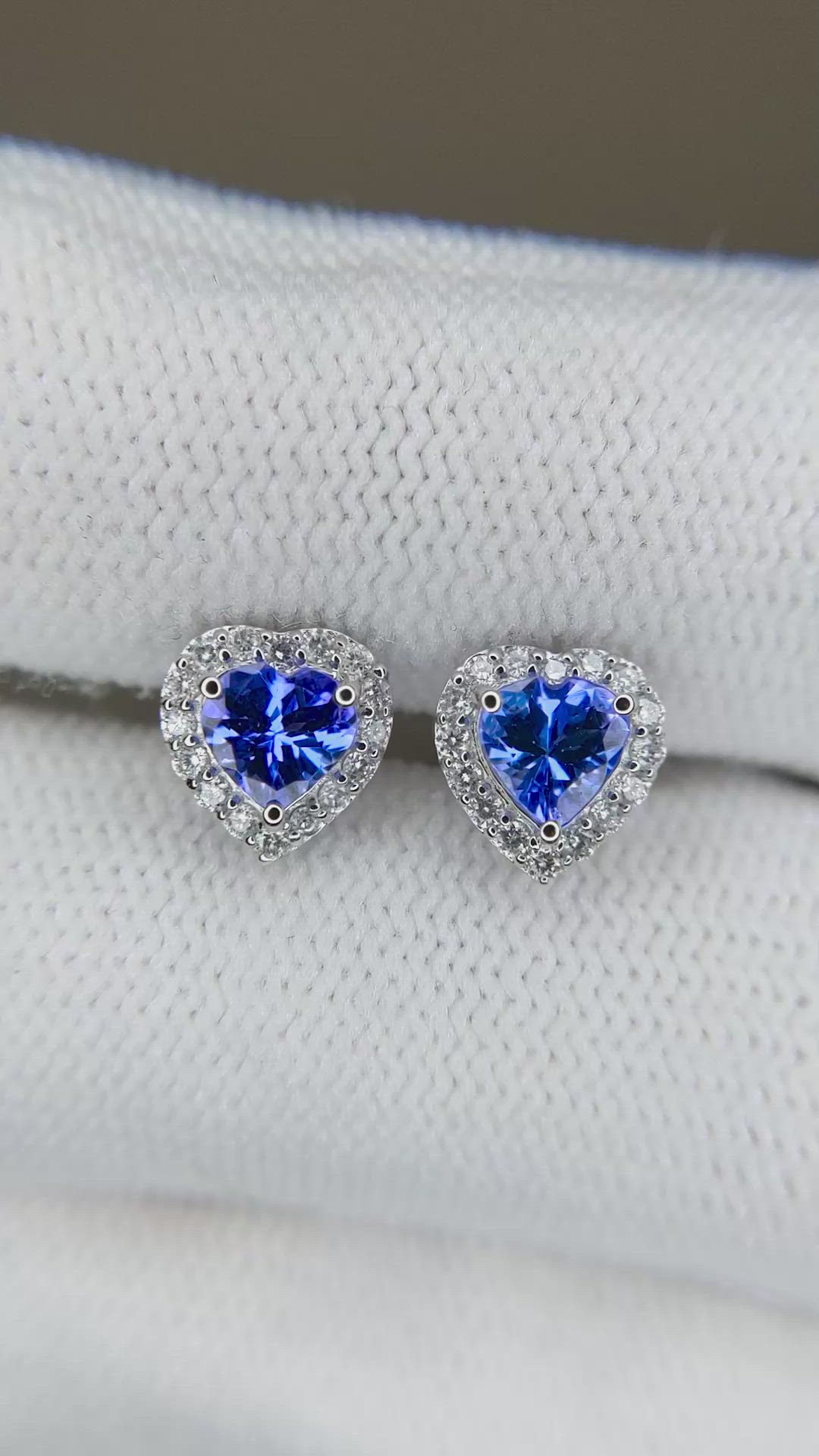 0.86&nbsp;Ct.Tw.Total Carat Weight Violetish Blue Tanzanite and Natural Diamond Studs Earrings, 14K White Gold Size Video