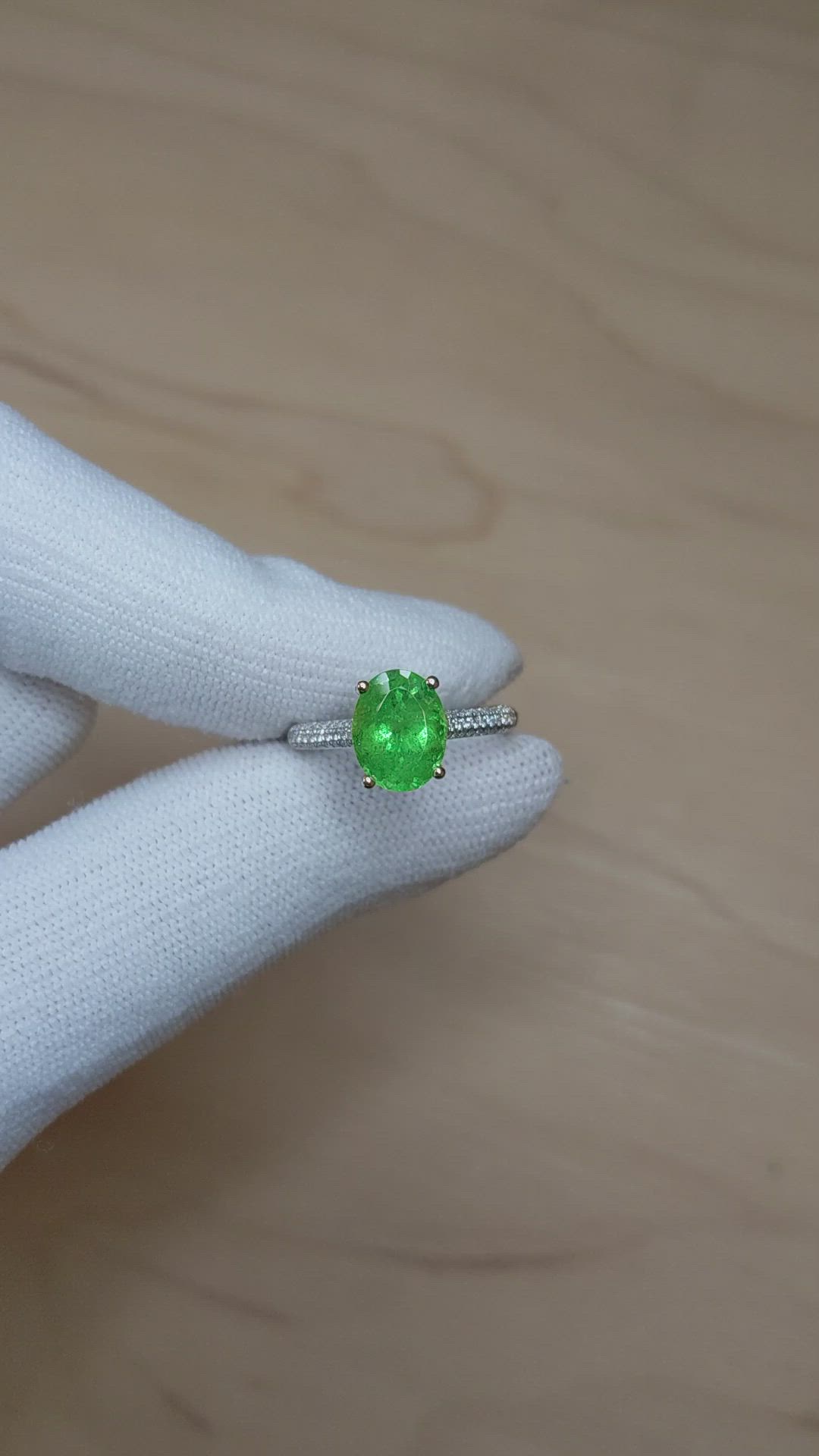2.55 Ct. Tsavorite Garnet and Natural Diamond Pave Ring, 18K White Gold Size Video