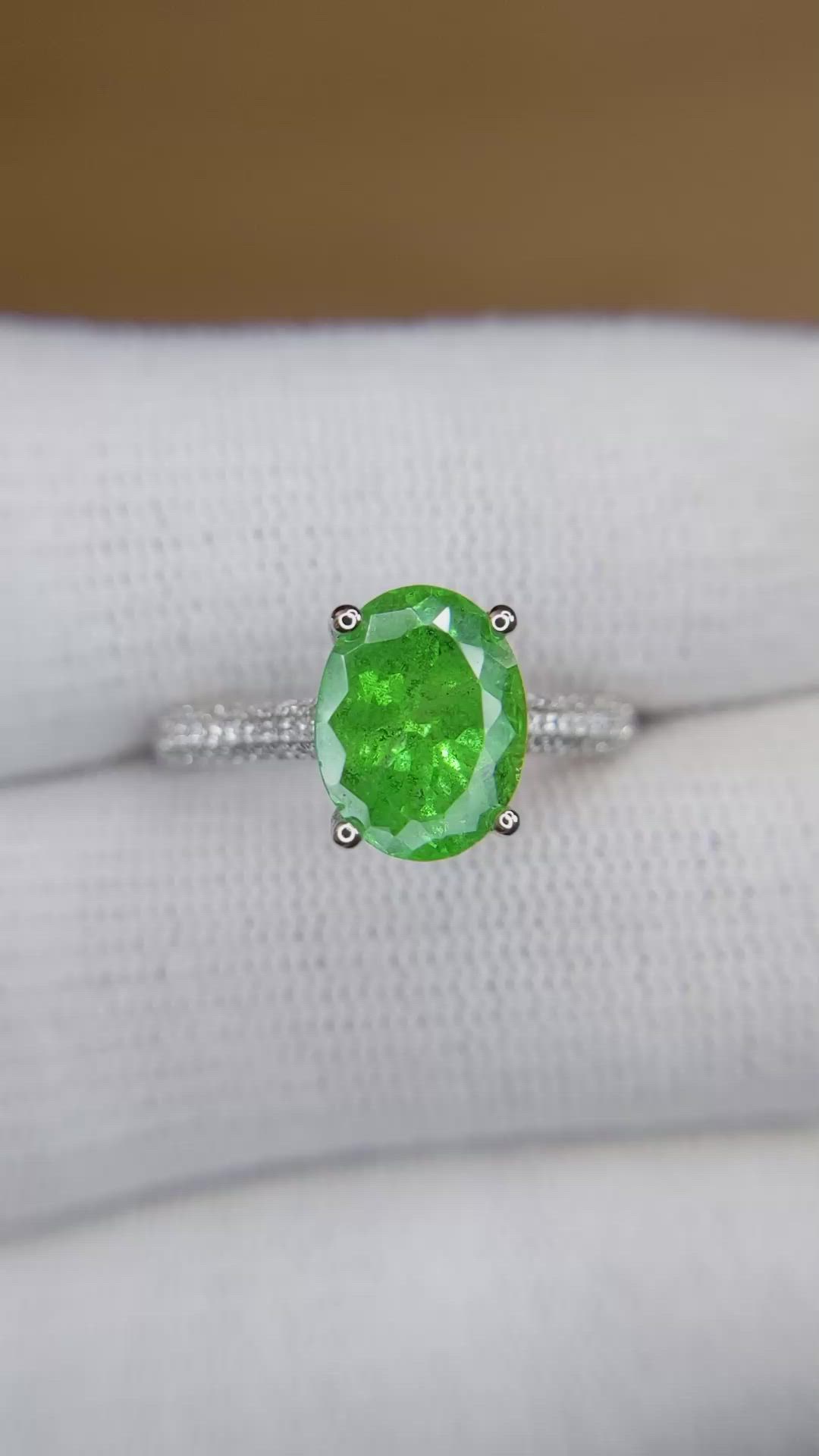 2.55 Ct. Tsavorite Garnet and Natural Diamond Pave Ring, 18K White Gold Size Video