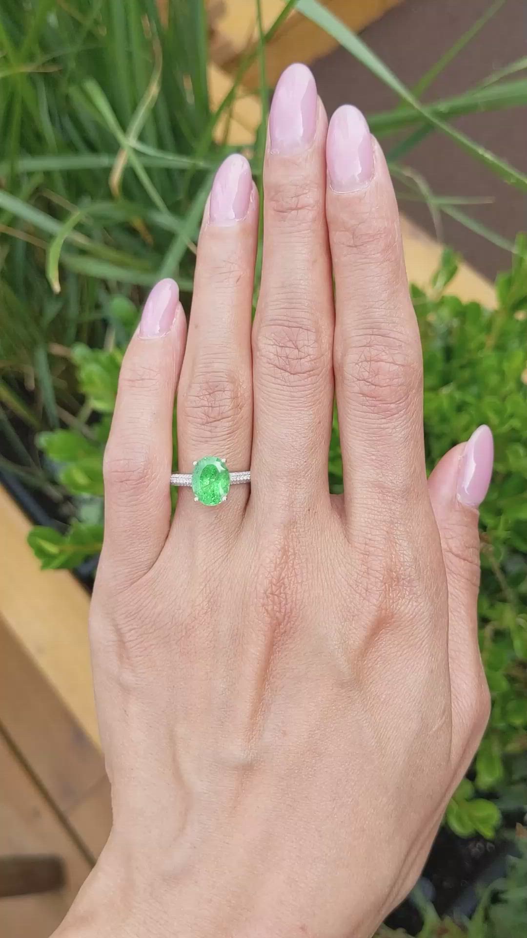 2.55 Ct. Tsavorite Garnet and Natural Diamond Pave Ring, 18K White Gold Size Video