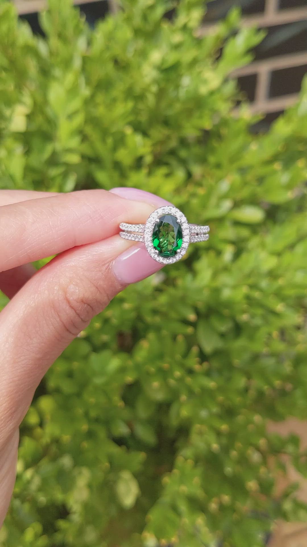 1.33 Ct. Tsavorite Garnet and Natural Diamond Pave Ring, 18K White Gold Size Video