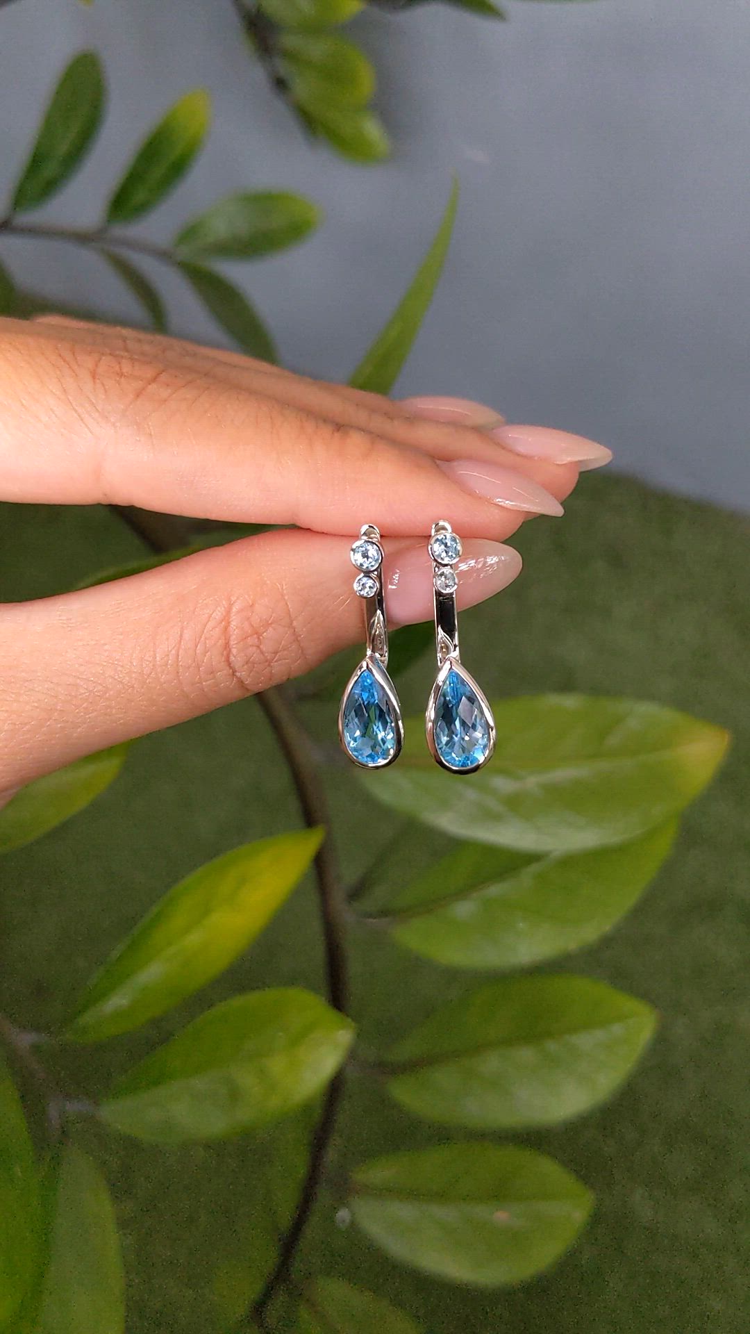 4.68 Ct.Tw.Total Carat Weight Blue Topaz Studs Earrings, Silver Size Video
