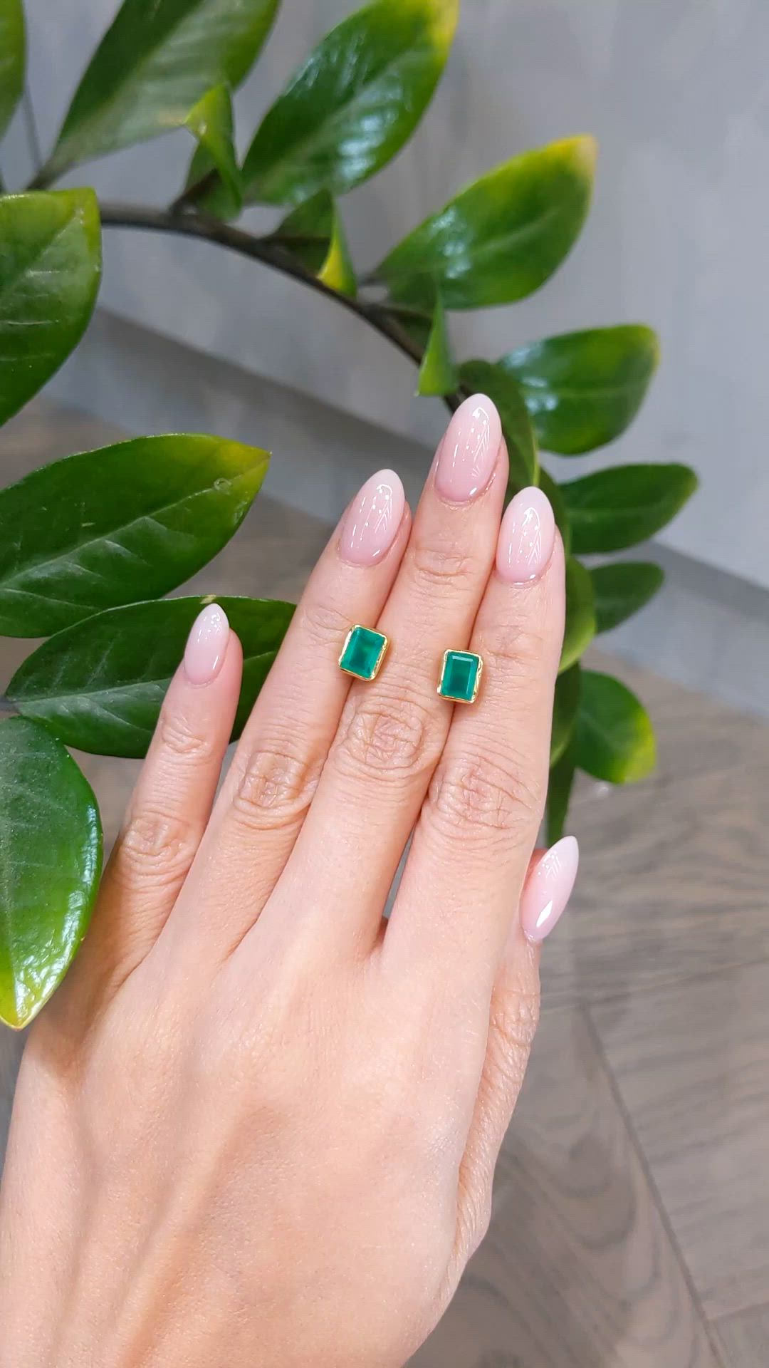 1.48 Ct.Tw.Total Carat Weight Green Agate Studs Earrings, 22K Gold Plated Silver Size Video