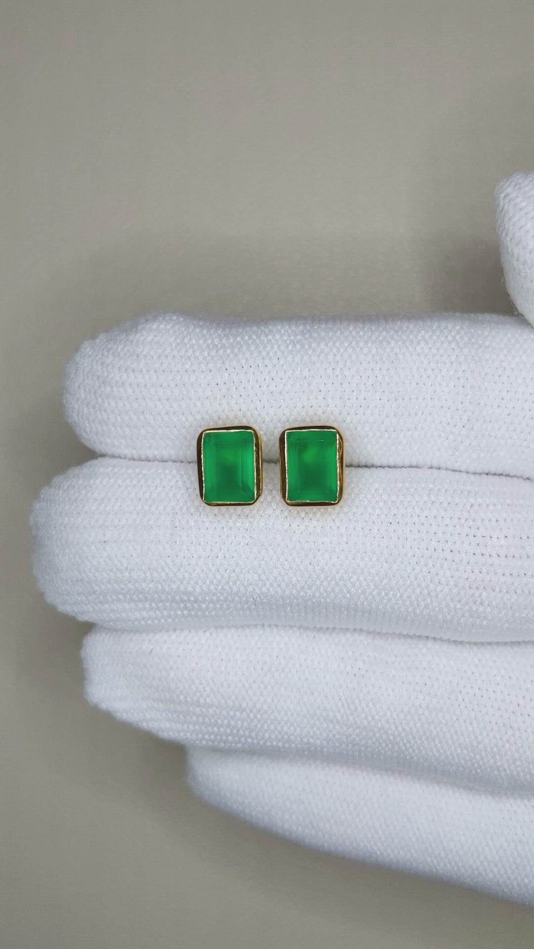 1.48 Ct.Tw.Total Carat Weight Green Agate Studs Earrings, 22K Gold Plated Silver Size Video
