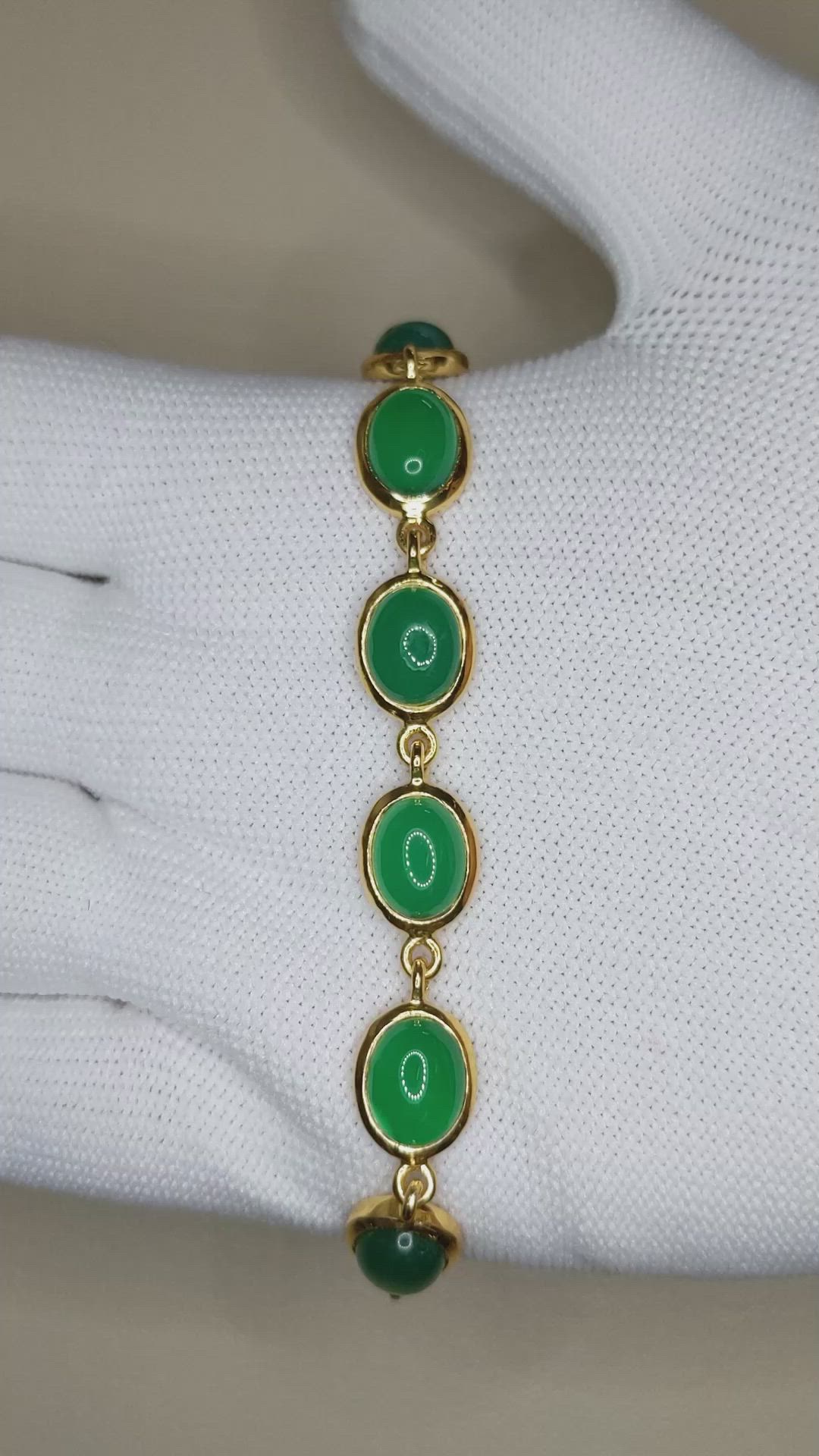 17.60 Ct.Tw.Total Carat Weight Green Agate Bezel Bracelet, 22K Gold Plated Silver Size Video