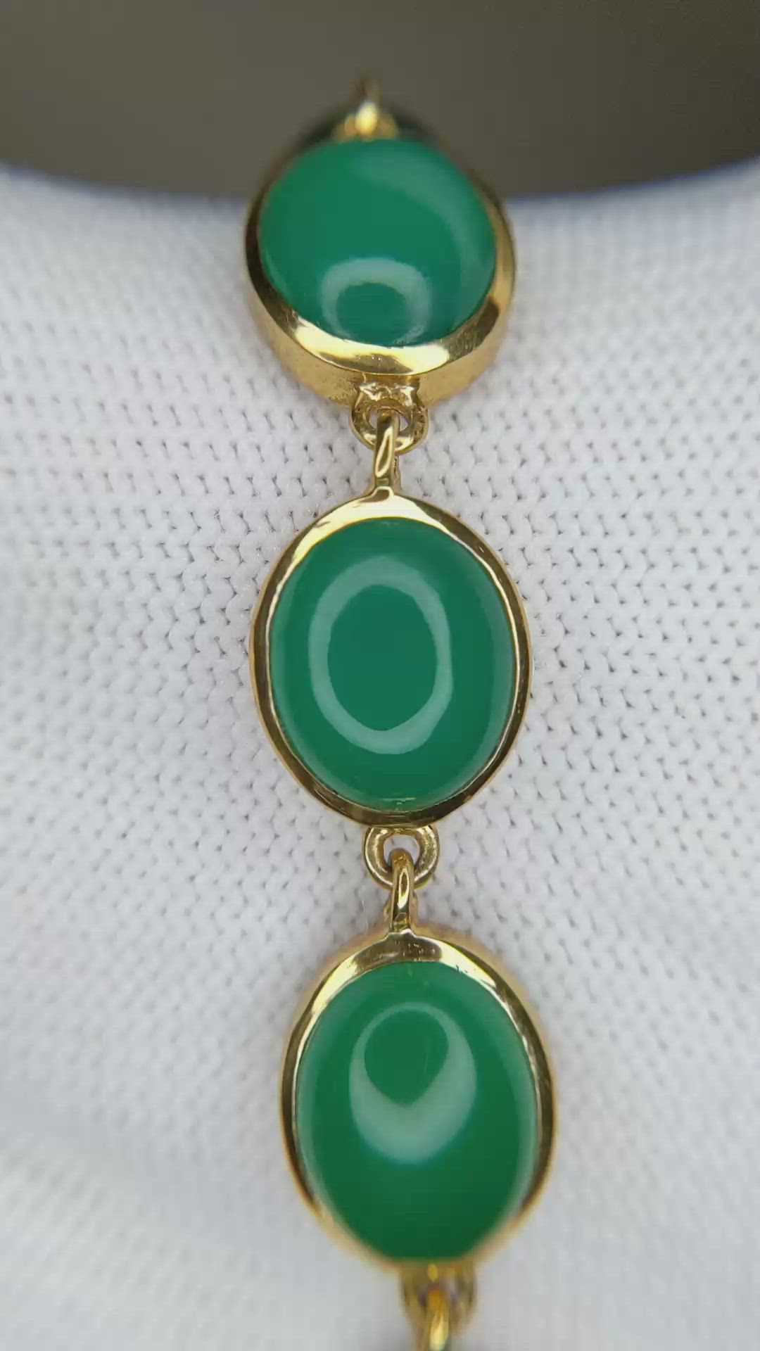 31.10 Ct.Tw.Total Carat Weight Green Agate Bezel Bracelet, 22K Gold Plated Silver Size Video