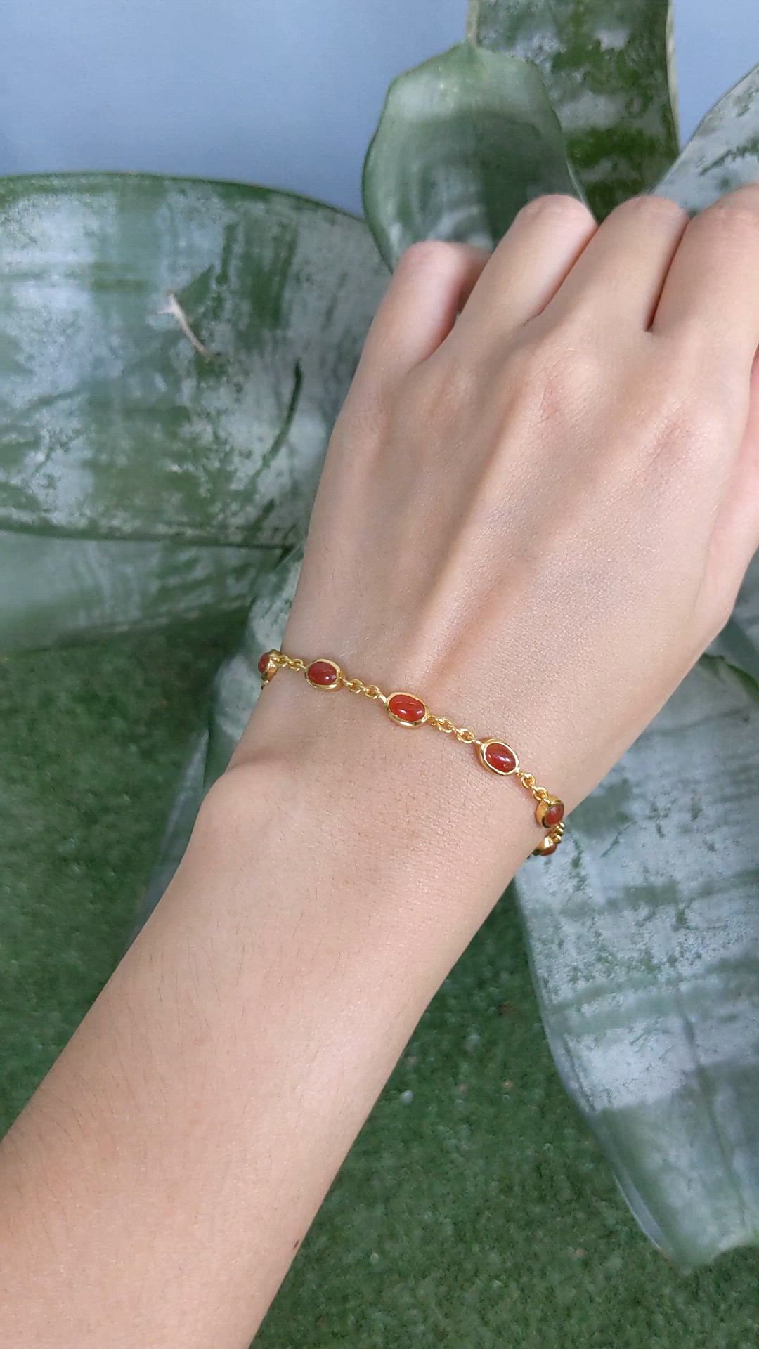 3.60&nbsp;Ct.Tw.Total Carat Weight Orange Carnelian Bezel Bracelet, 22K Gold Plated Silver Size Video