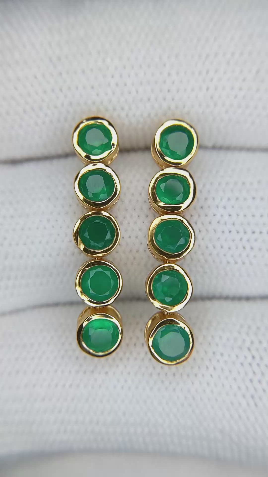1.35 Ct.Tw.Total Carat Weight Green Agate Studs Earrings, 22K Gold Plated Silver Size Video