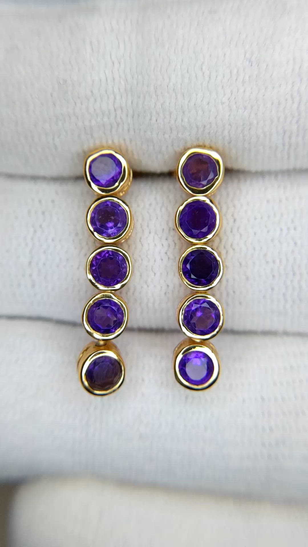 1.45&nbsp;Ct.Tw.Total Carat Weight Purple Amethyst Studs Earrings, 22K Gold Plated Silver Size Video