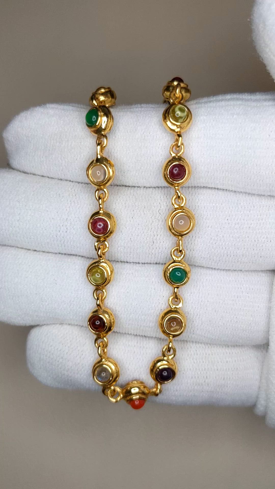 11.69&nbsp;Ct.Tw.Total Carat Weight Ruby, Garnet, Peridot, Agate, Amethyst, Citrine, Carnelian, Moonstone and Quartz Multi Stone Necklace, 22K Gold Plated Silver Size Video