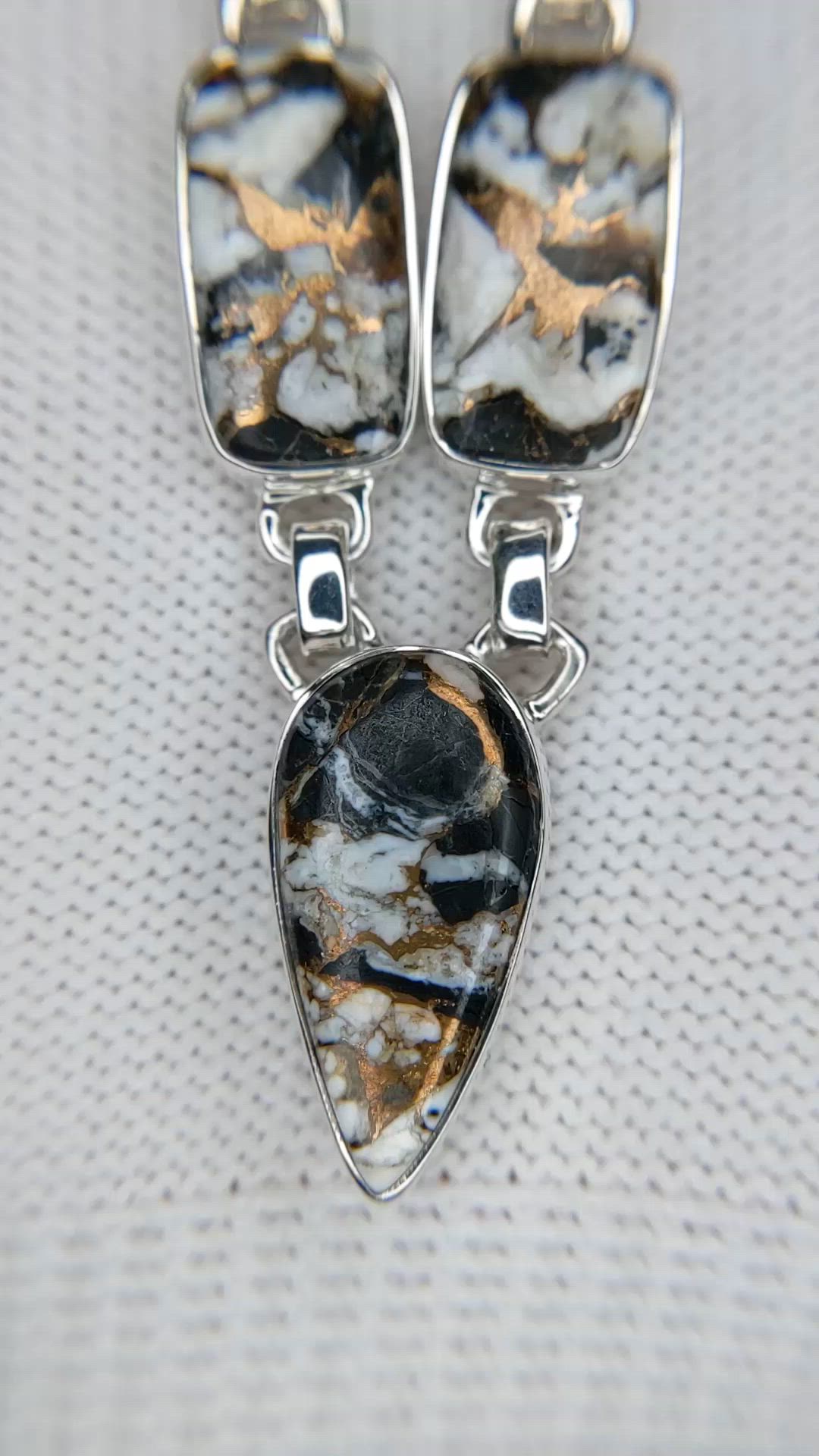 13.91&nbsp;Ct.Tw.Total Carat Weight Onyx Bezel Necklace, Silver Size Video