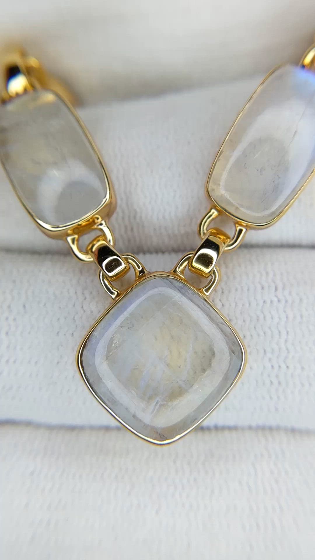 3.44 Ct. Rainbow Moonstone Bezel Necklace, Silver Size Video