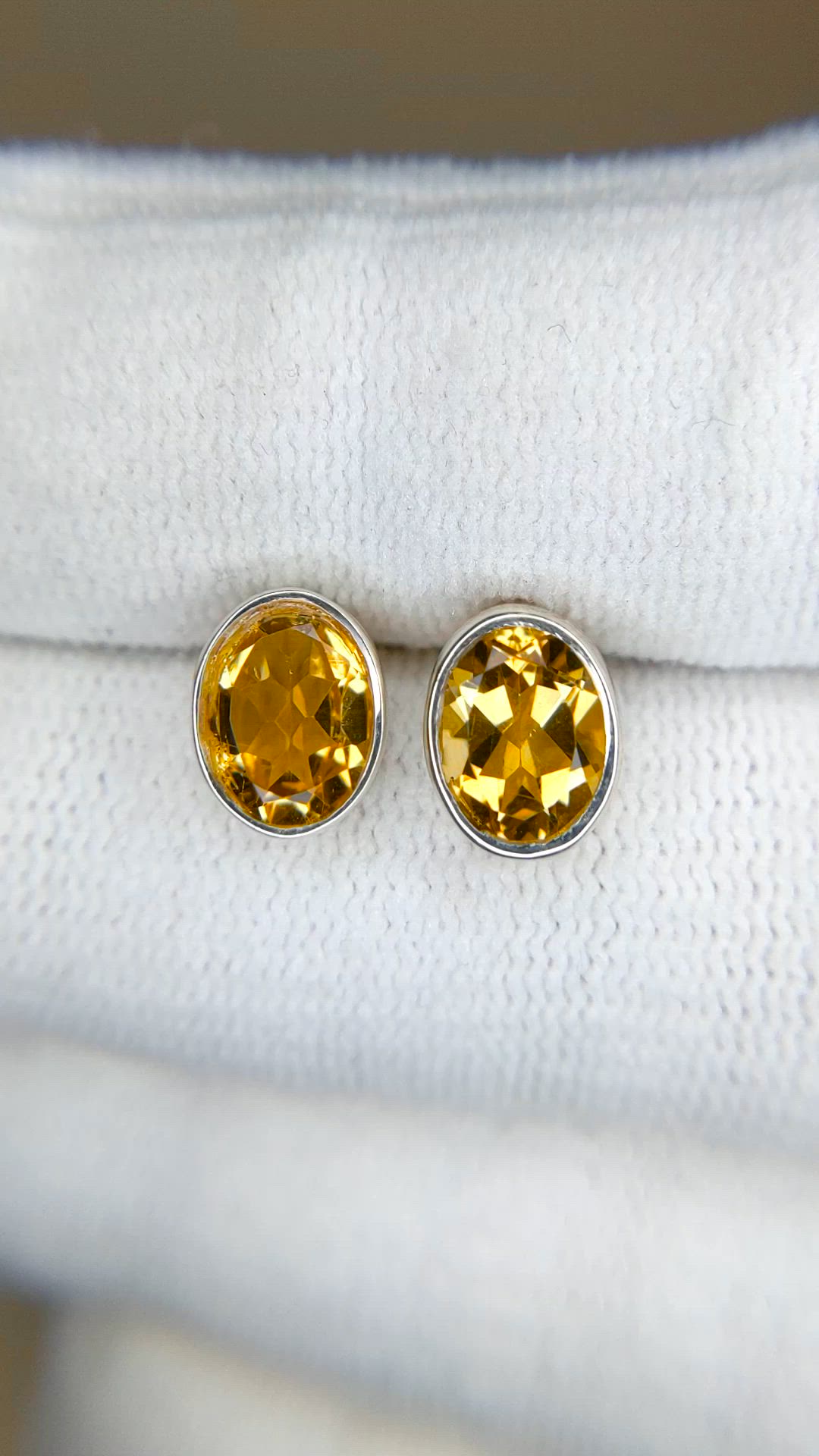 1.98&nbsp;Ct.Tw.Total Carat Weight Yellow Citrine Studs Earrings, Silver Size Video