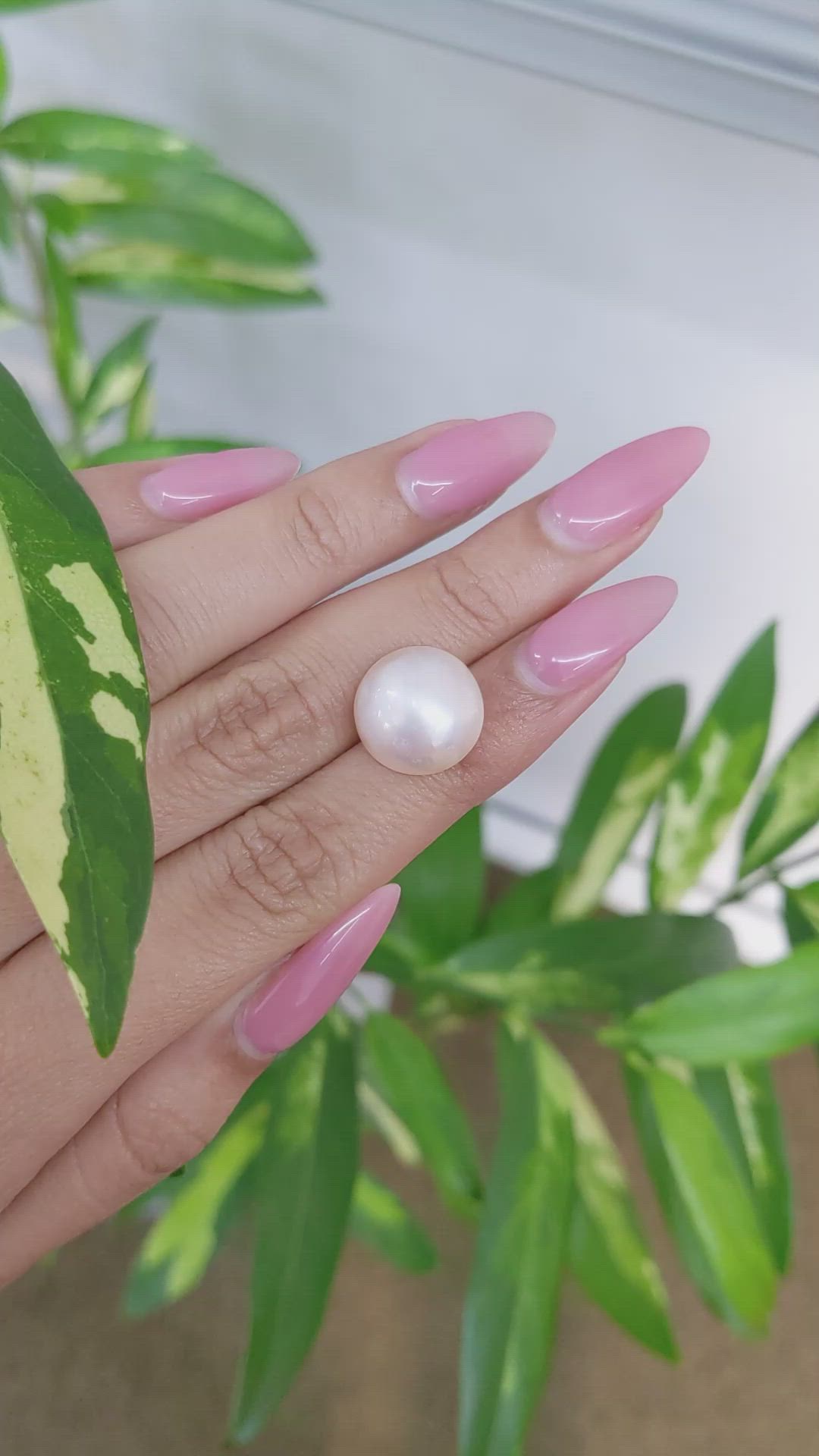 6.96 Ct. Silver Edison Pearl from China Size Video