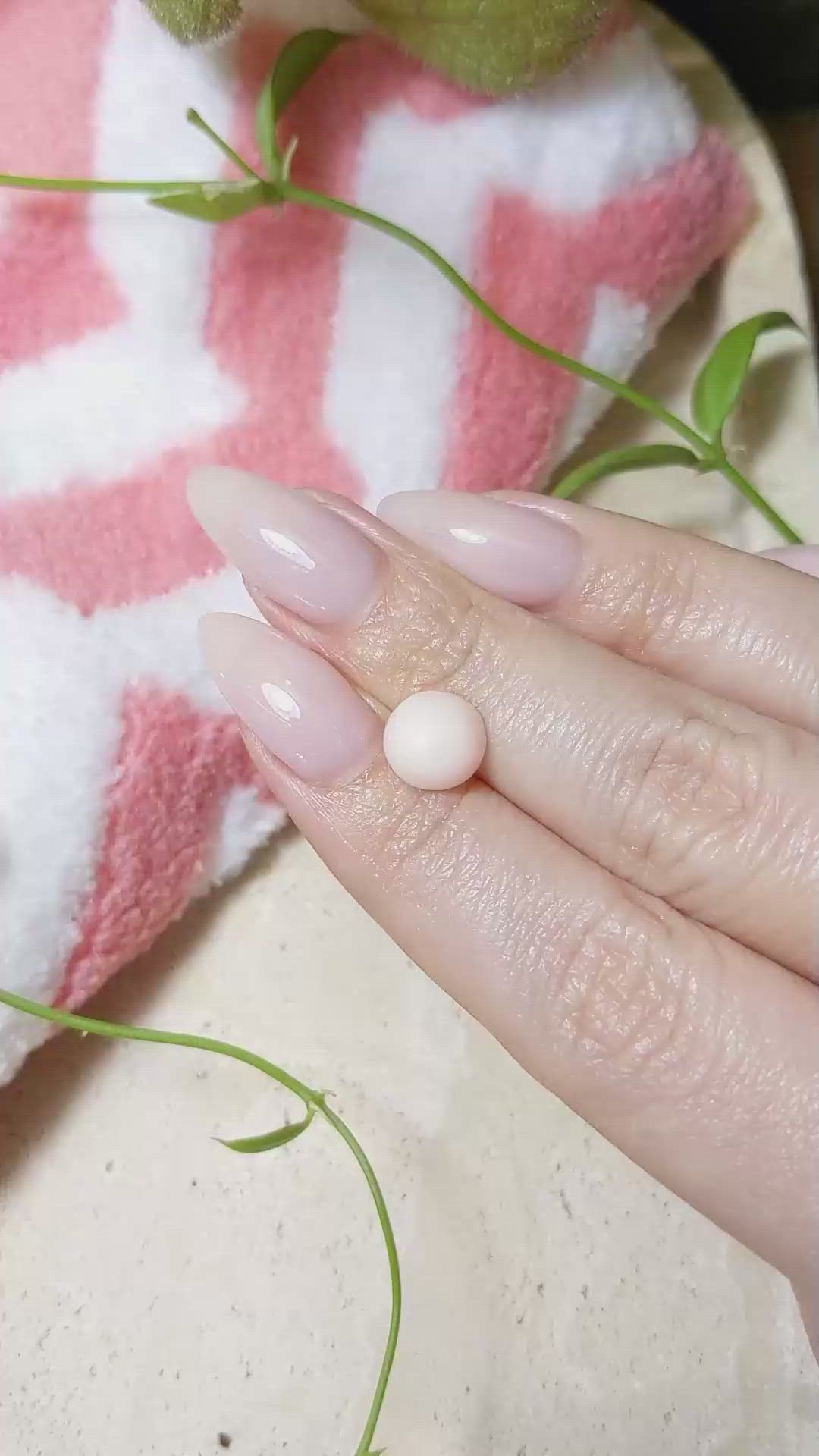 2.09 Ct. Cabochon Coral from Italy Size Video