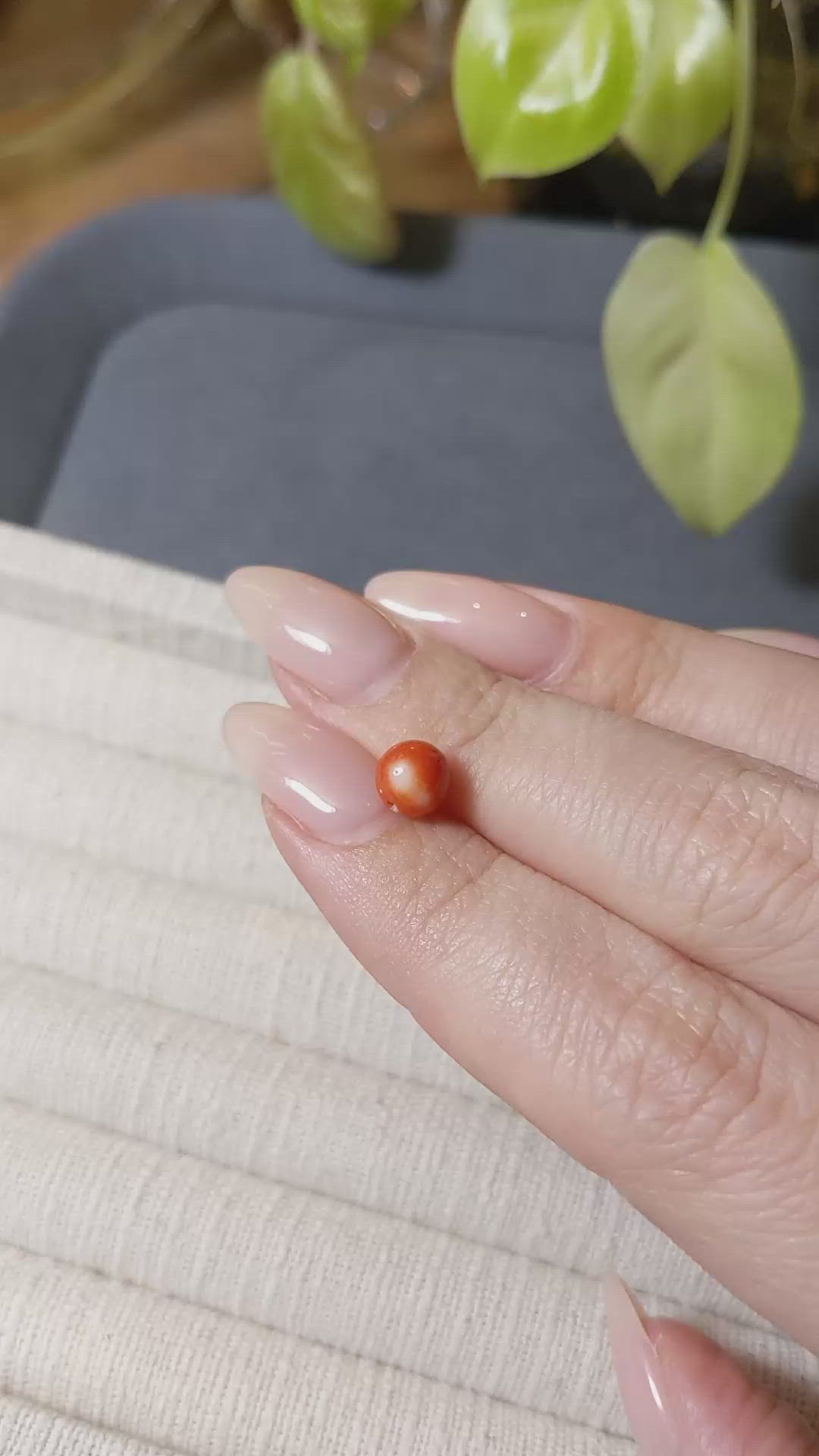 1.69 Ct. Salmon and White Coral from Italy Size Video
