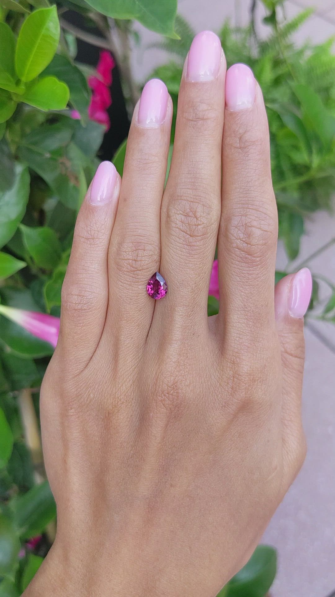 1.21 Ct. Garnet from Ceylon (Sri Lanka) Size Video
