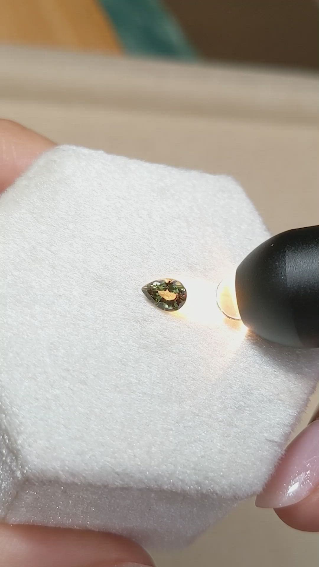 0.50 Ct. Alexandrite from Ceylon (Sri Lanka) Size Video