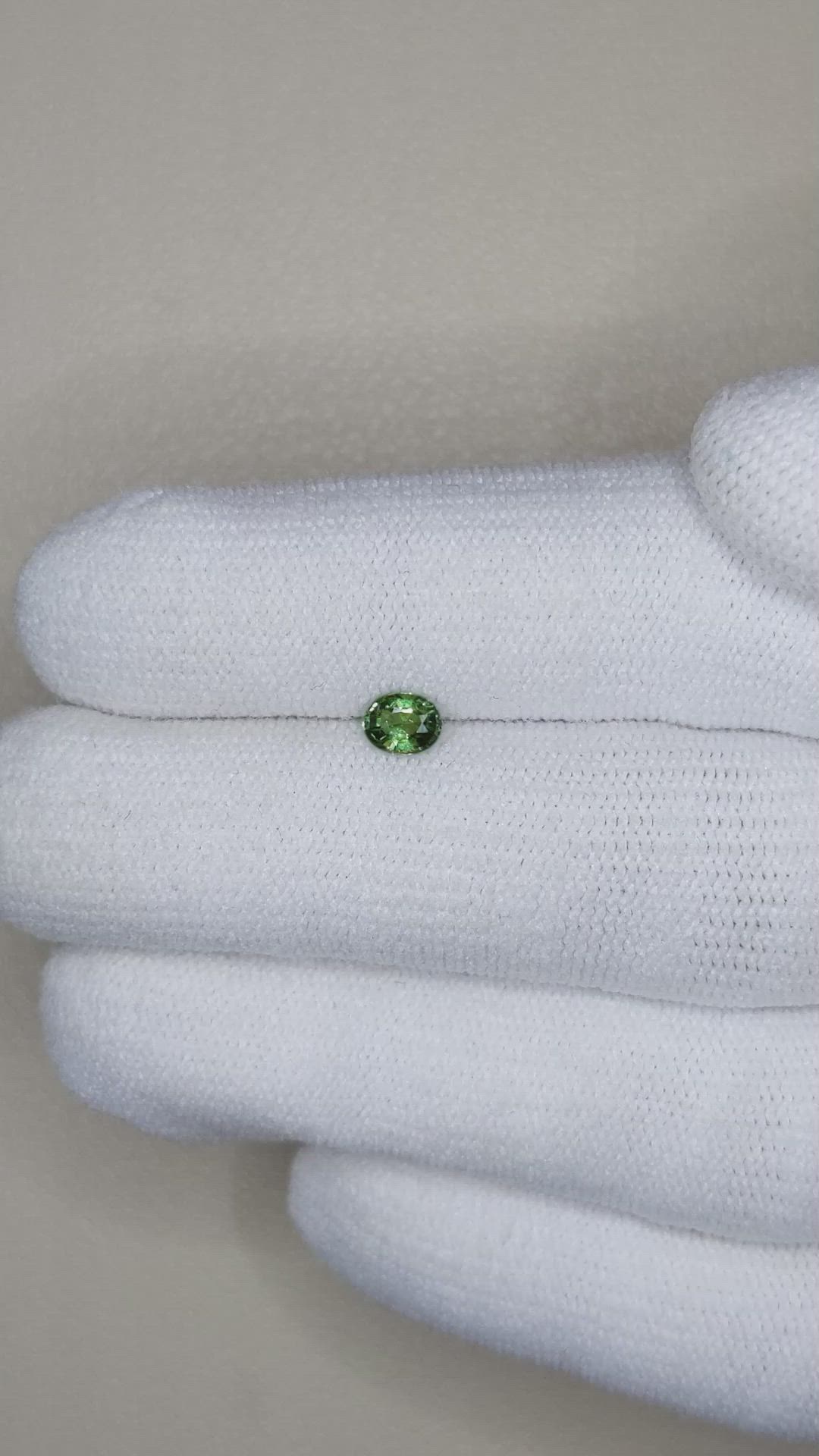 0.37 Ct. Alexandrite from Ceylon (Sri Lanka) Size Video