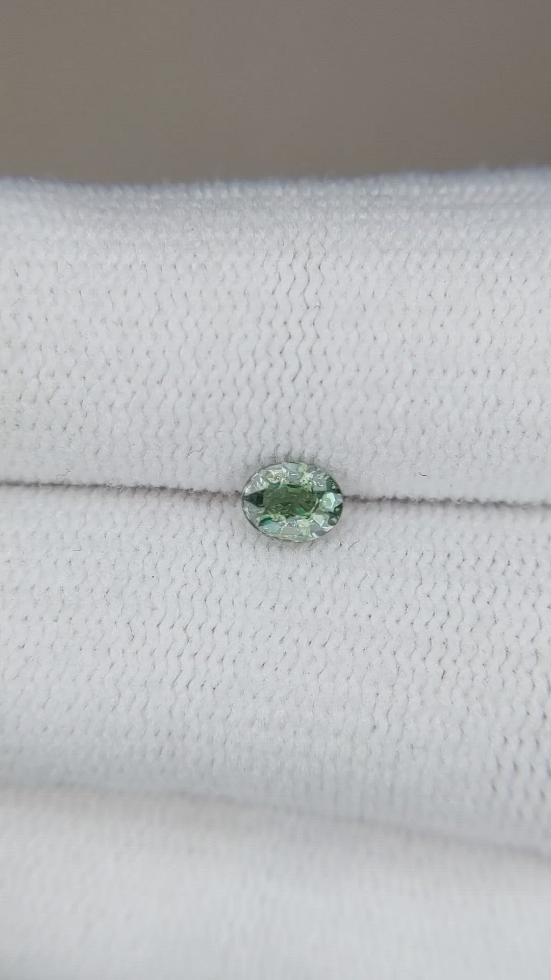 0.37 Ct. Alexandrite from Ceylon (Sri Lanka) Size Video