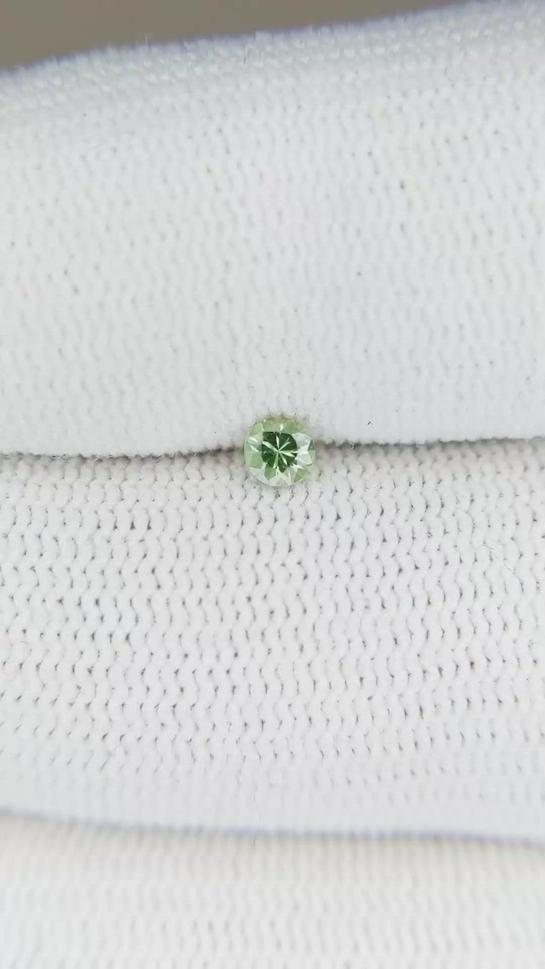 0.11 Ct. Alexandrite from Ceylon (Sri Lanka) Size Video