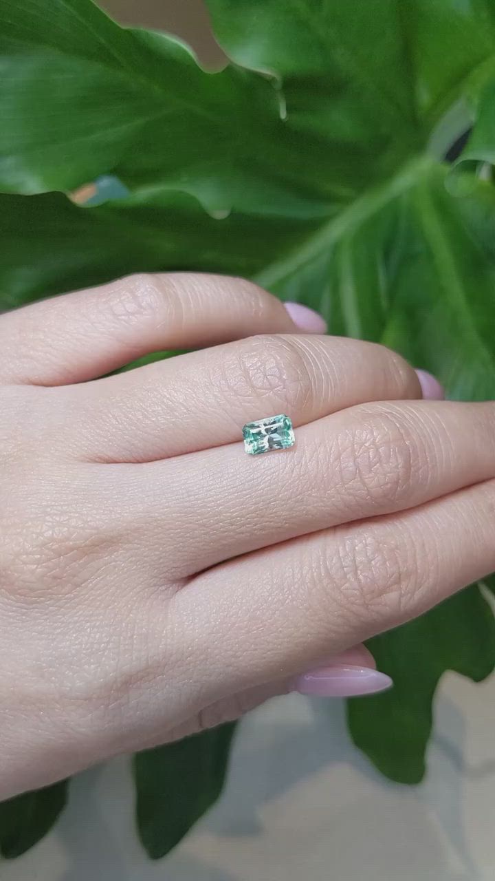 0.90 Ct. Aquamarine from Afghanistan Size Video
