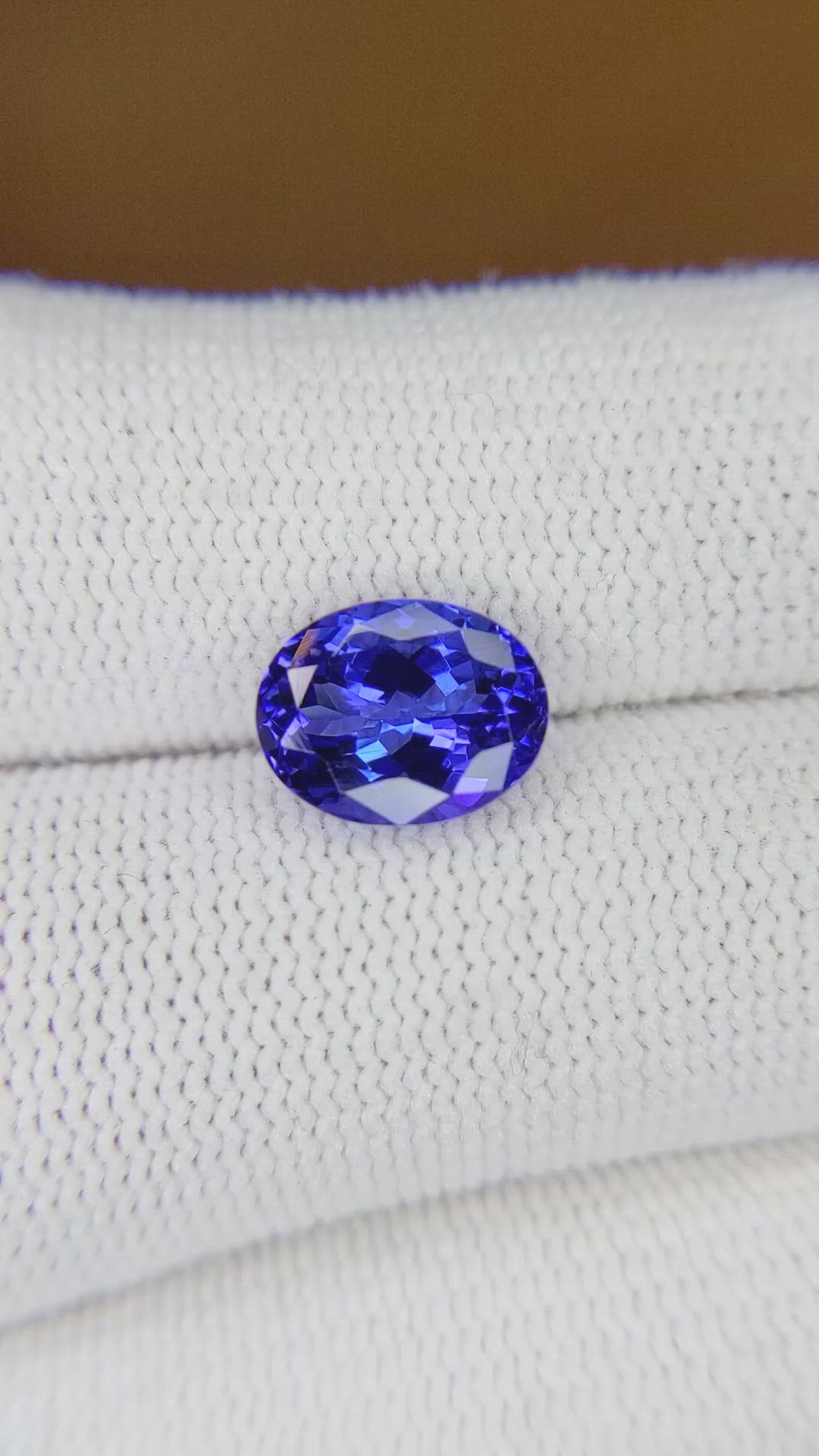 2.80 Ct. Tanzanite from Tanzania Size Video
