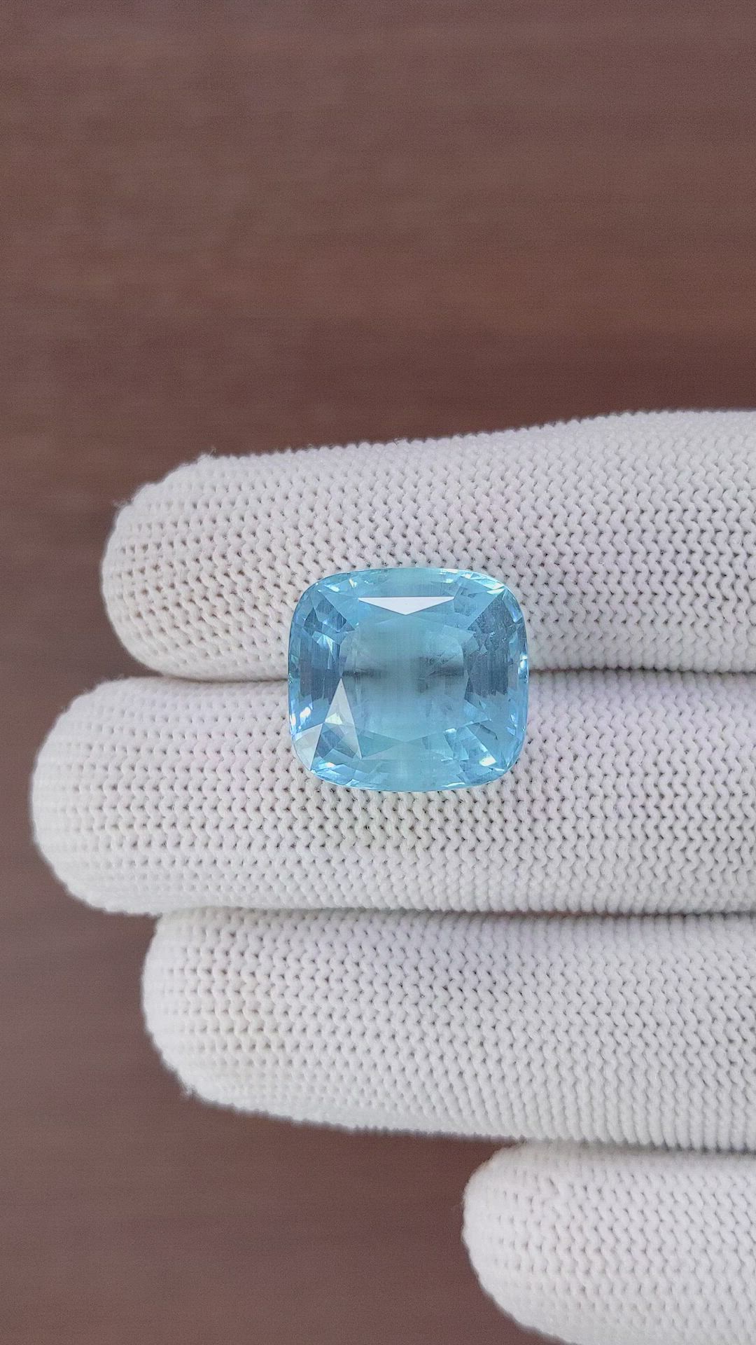 19.40 Ct. Aquamarine from Madagascar Size Video