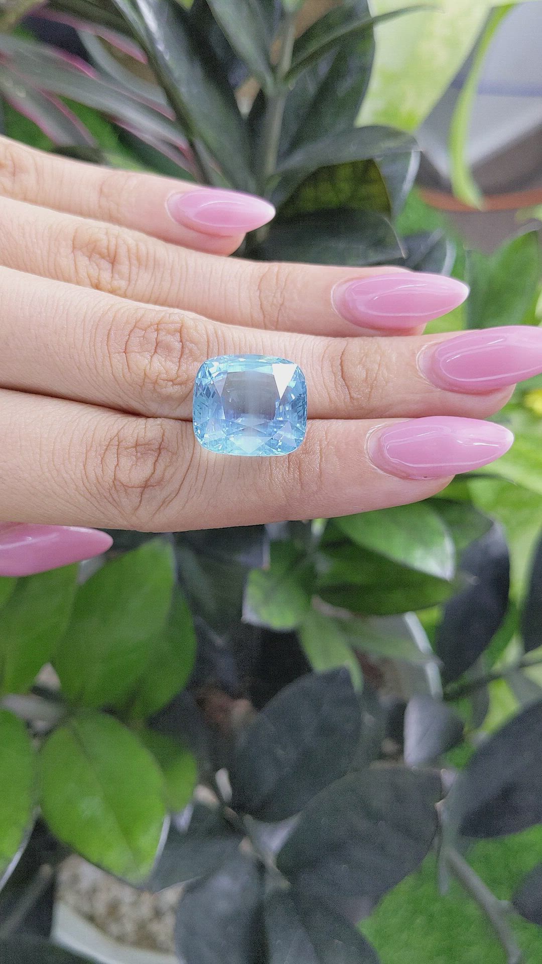 19.40 Ct. Aquamarine from Madagascar Size Video