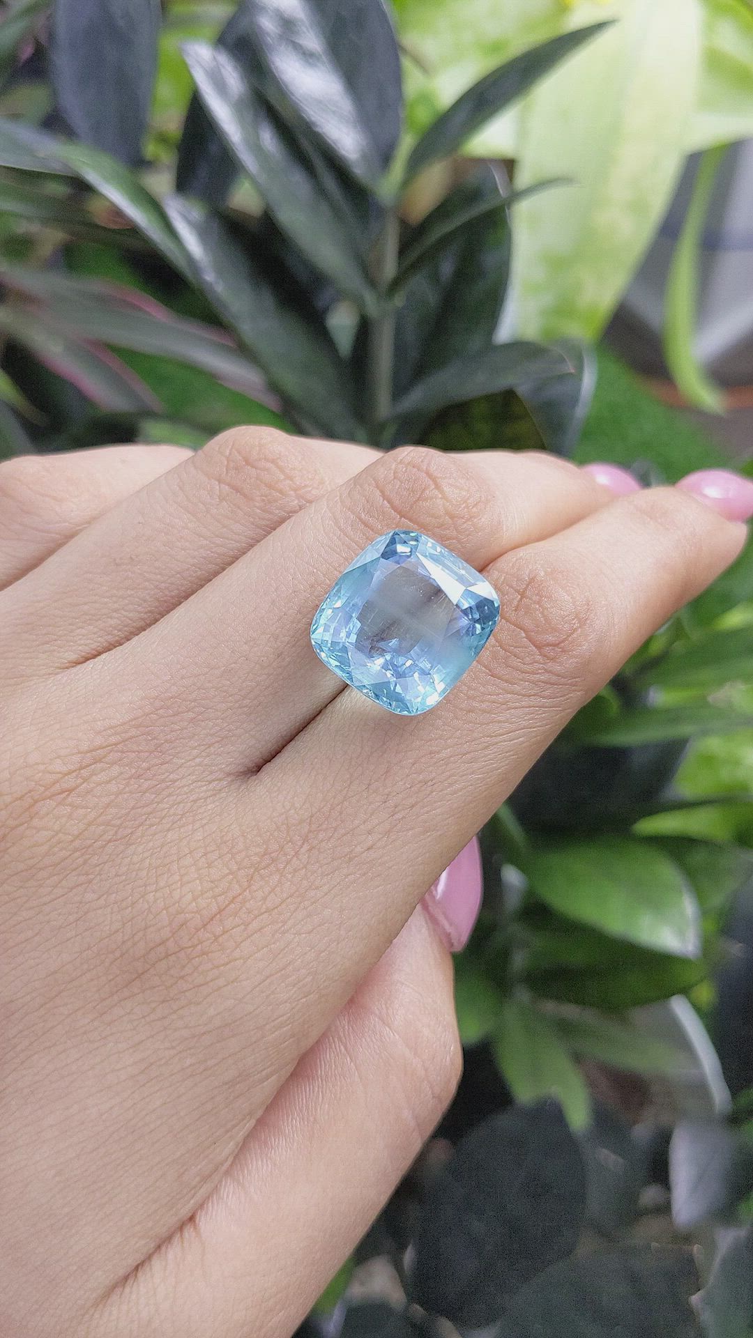 19.40 Ct. Aquamarine from Madagascar Size Video