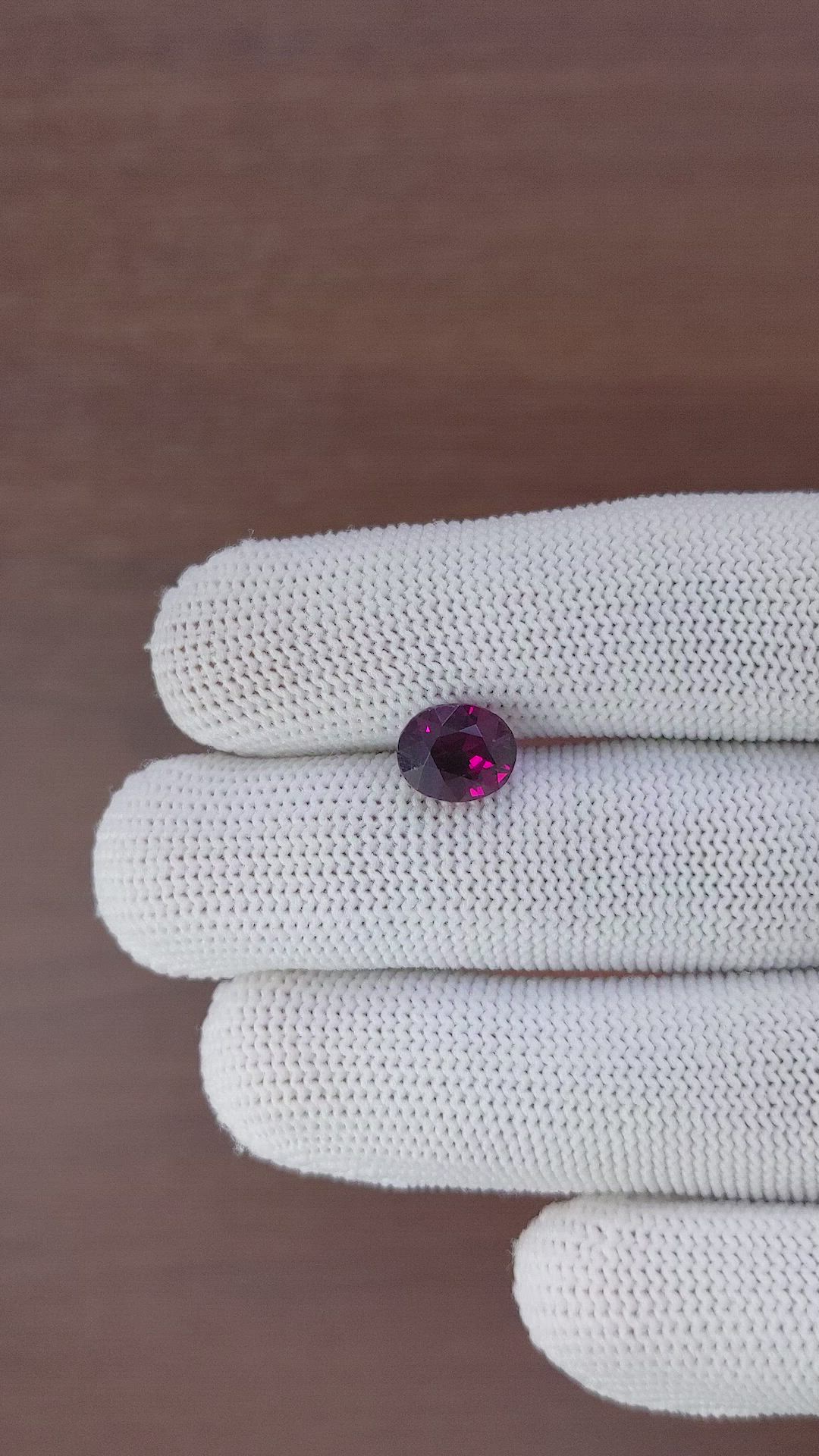 3.37 Ct. Garnet from Ceylon (Sri Lanka) Size Video