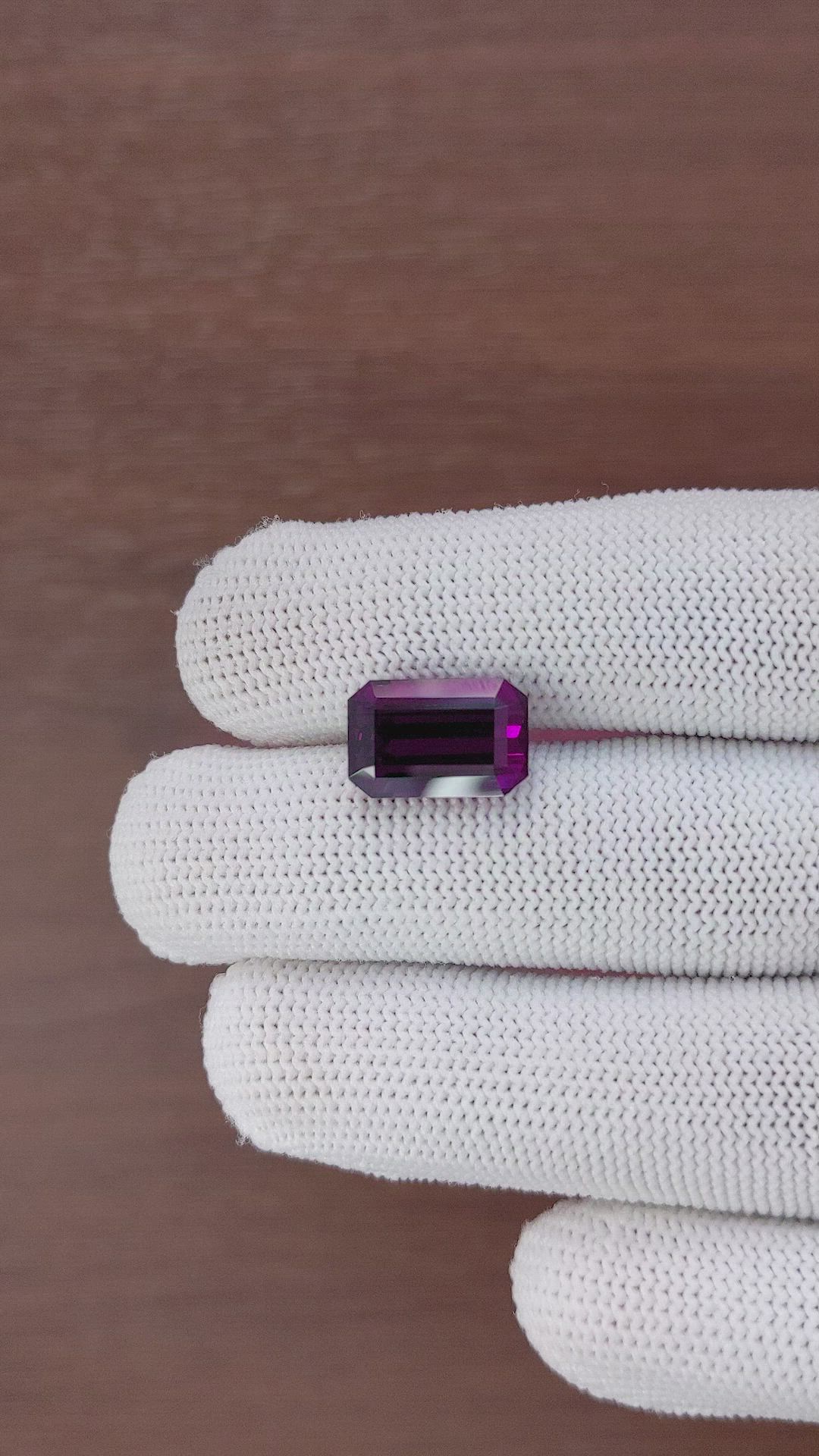 9.01 Ct. Garnet from Madagascar Size Video