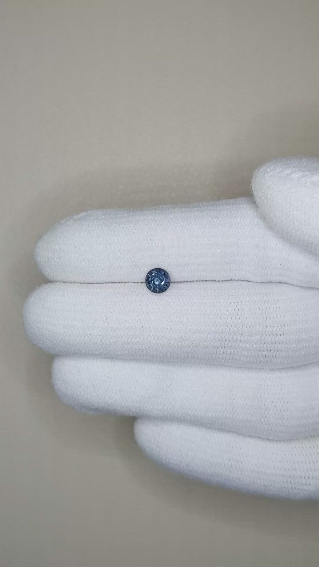 0.45 Ct. Spinel from Ceylon (Sri Lanka) Size Video