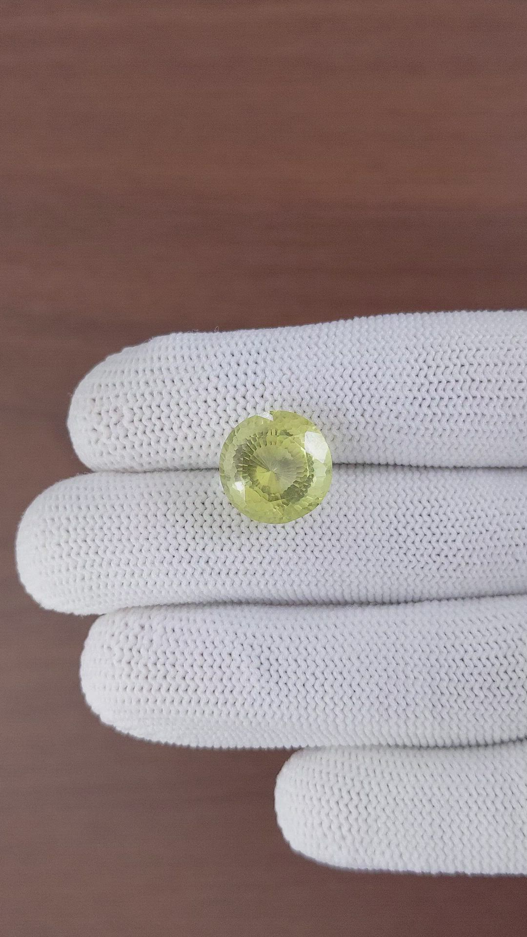 8.10 Ct. Quartz from Madagascar Size Video