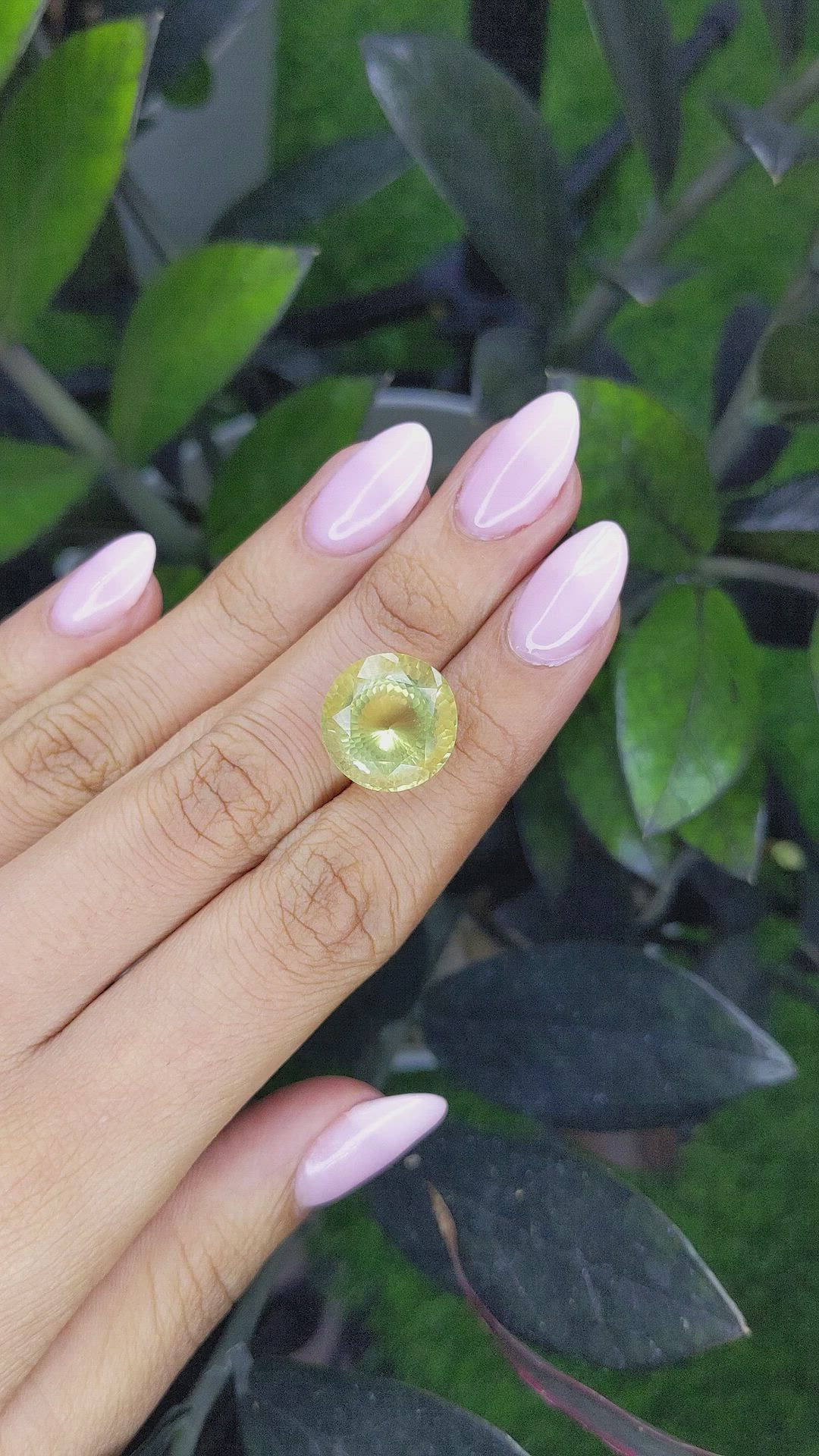 11.50 Ct. Quartz from Madagascar Size Video