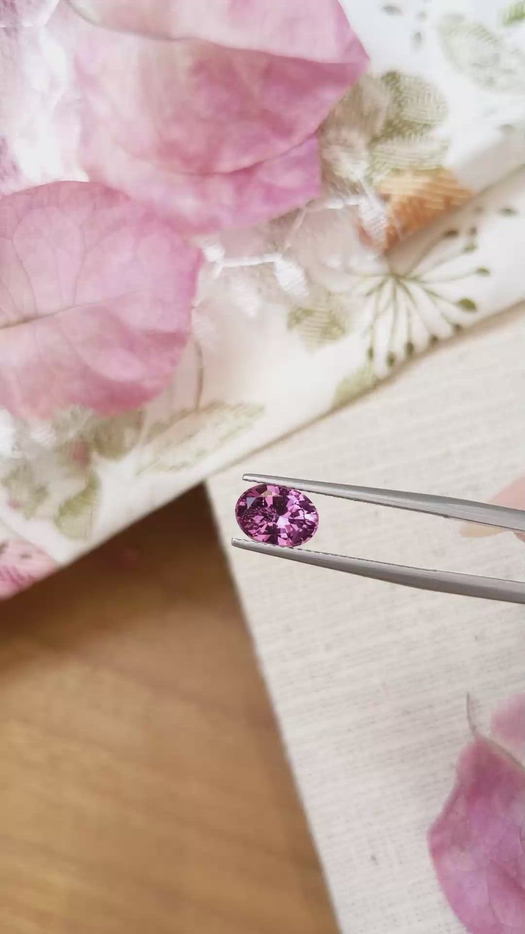 1.55 Ct. Spinel from Ceylon (Sri Lanka) Size Video