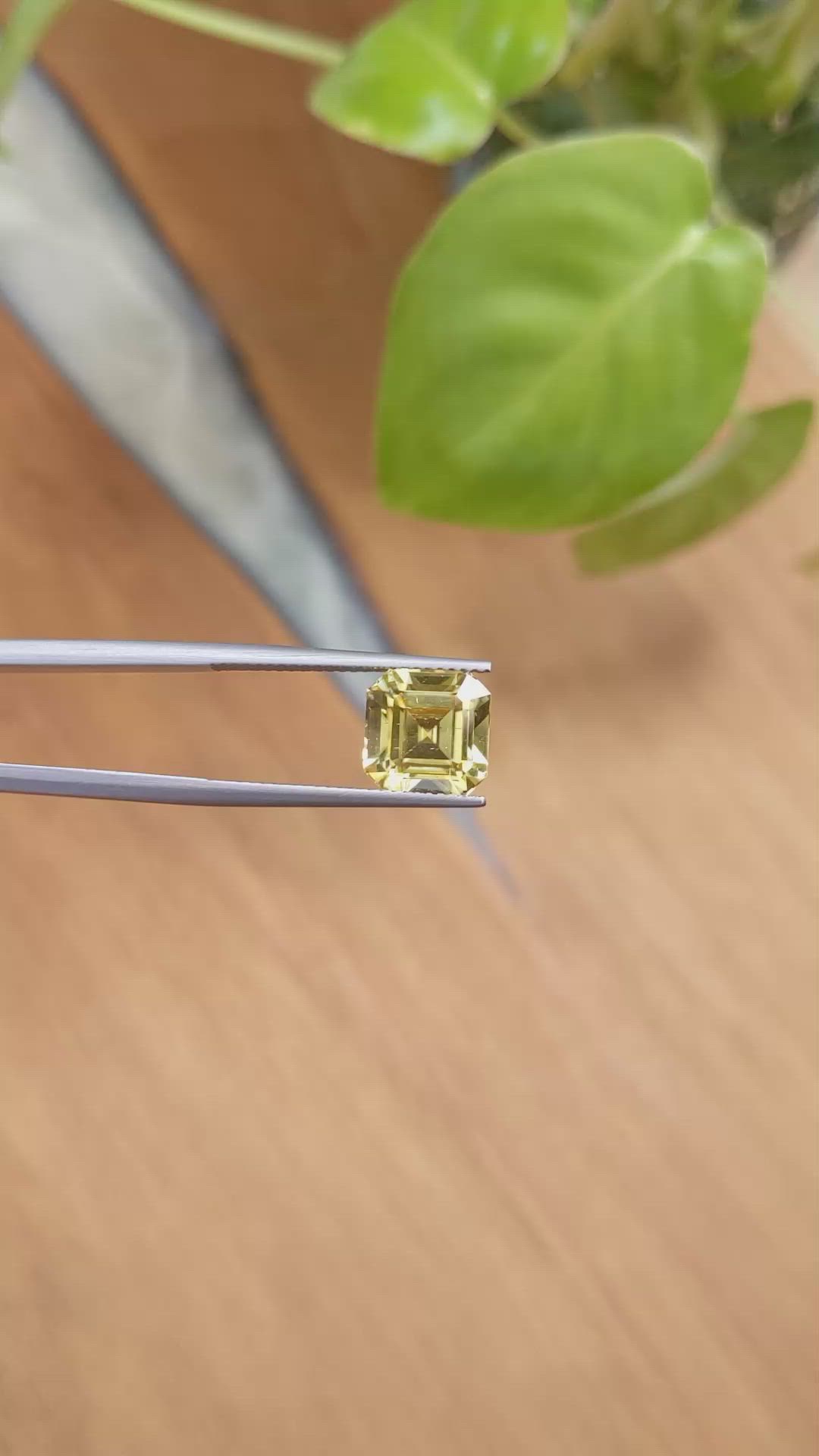 6.28 Ct. Zircon from Ceylon (Sri Lanka) Size Video