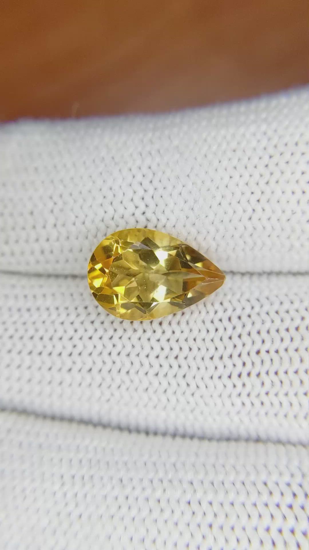 3.50 Ct. Citrine from Ceylon (Sri Lanka) Size Video