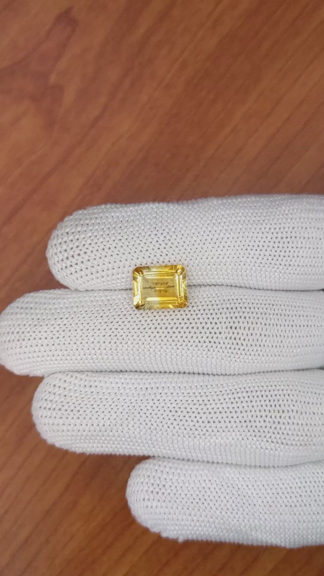 2.94 Ct. Citrine from Ceylon (Sri Lanka) Size Video