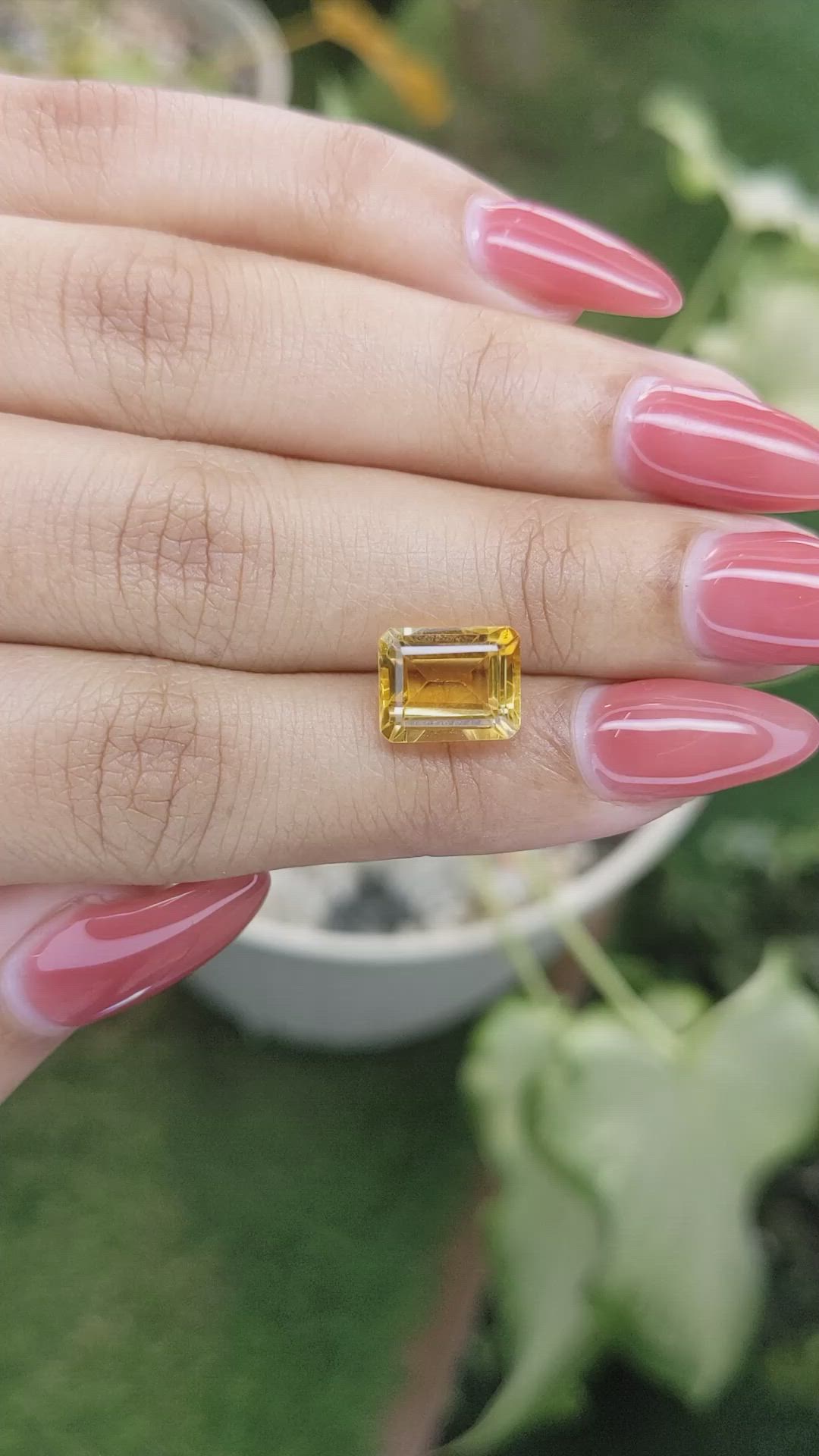 3.82 Ct. Citrine from Ceylon (Sri Lanka) Size Video