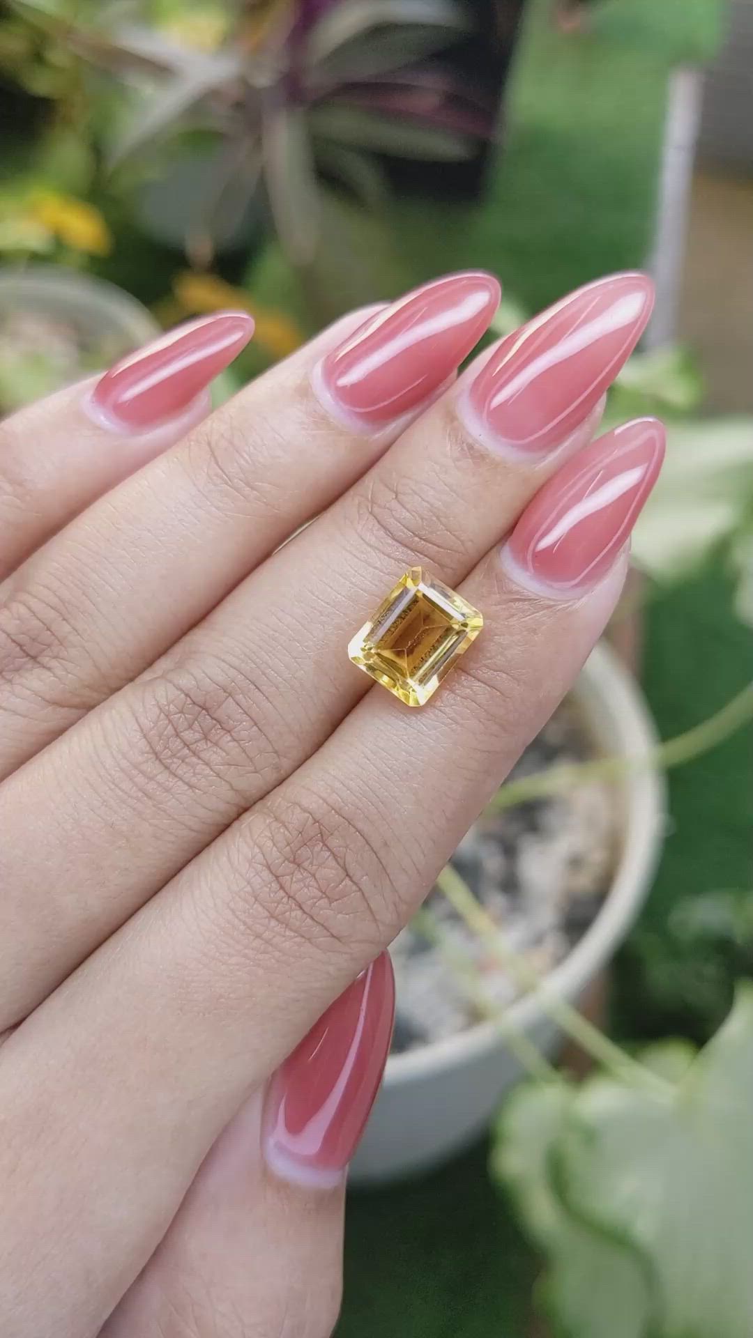 3.82 Ct. Citrine from Ceylon (Sri Lanka) Size Video