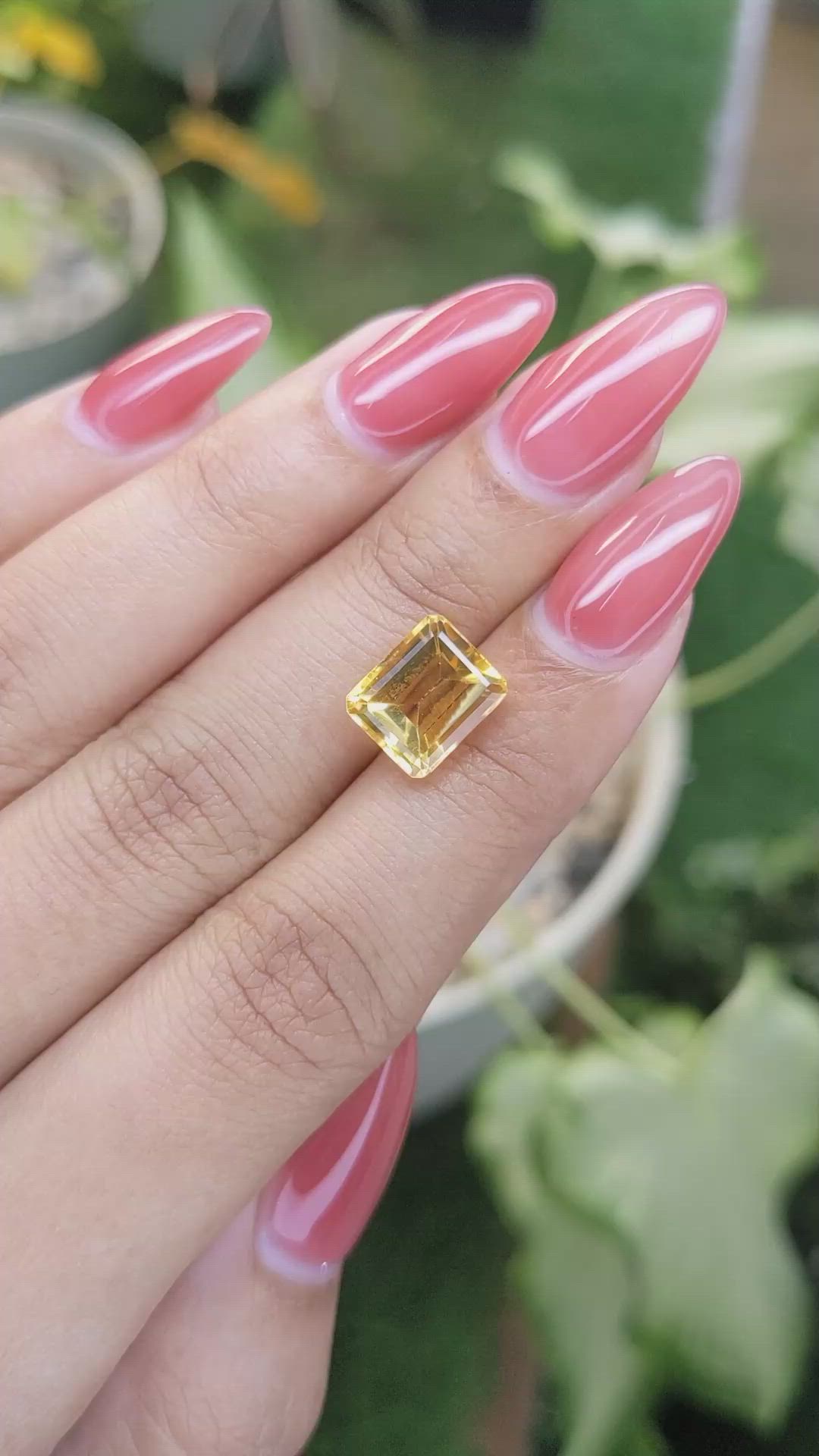 3.64 Ct. Citrine from Ceylon (Sri Lanka) Size Video