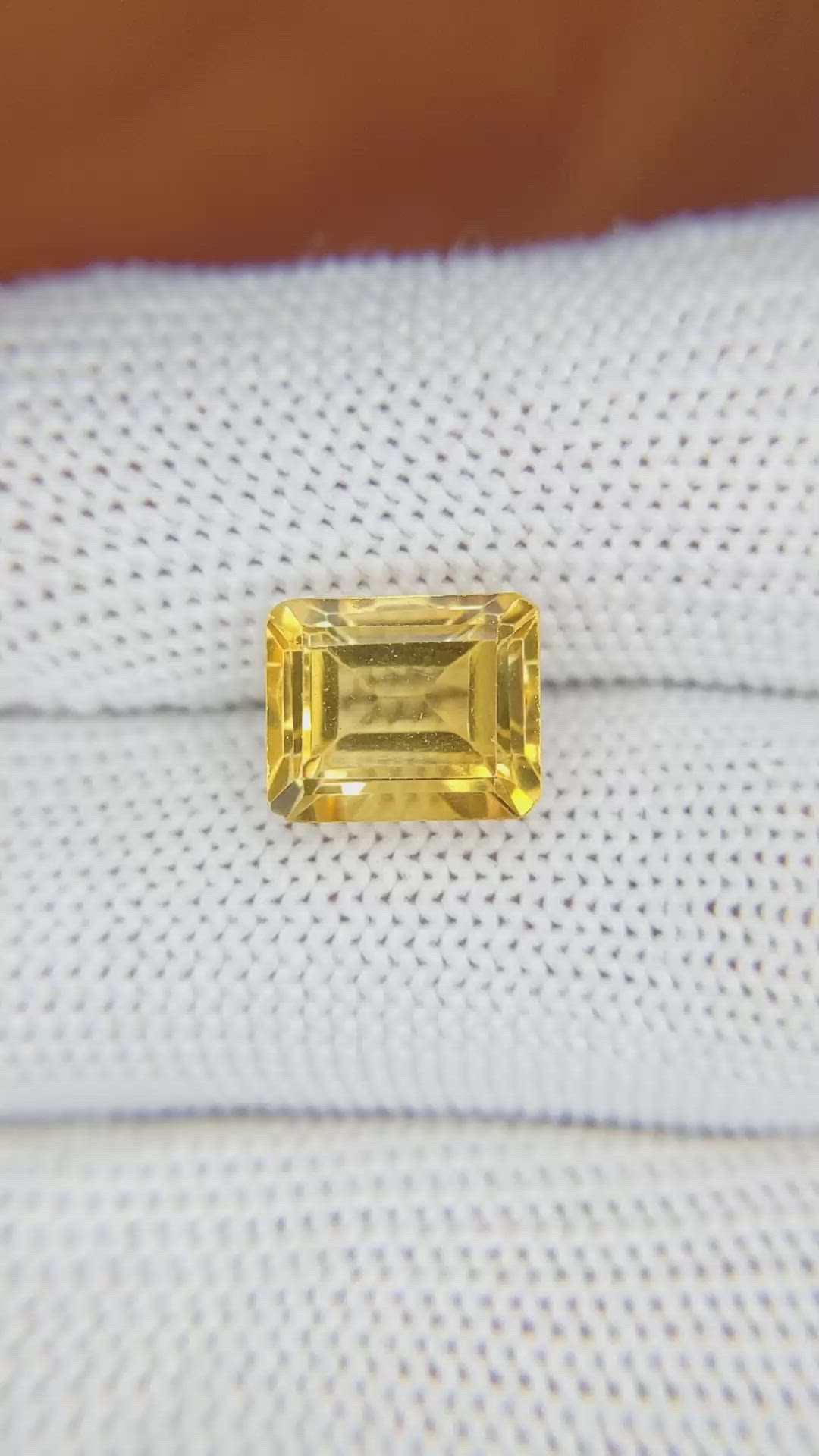 3.74 Ct. Citrine from Ceylon (Sri Lanka) Size Video