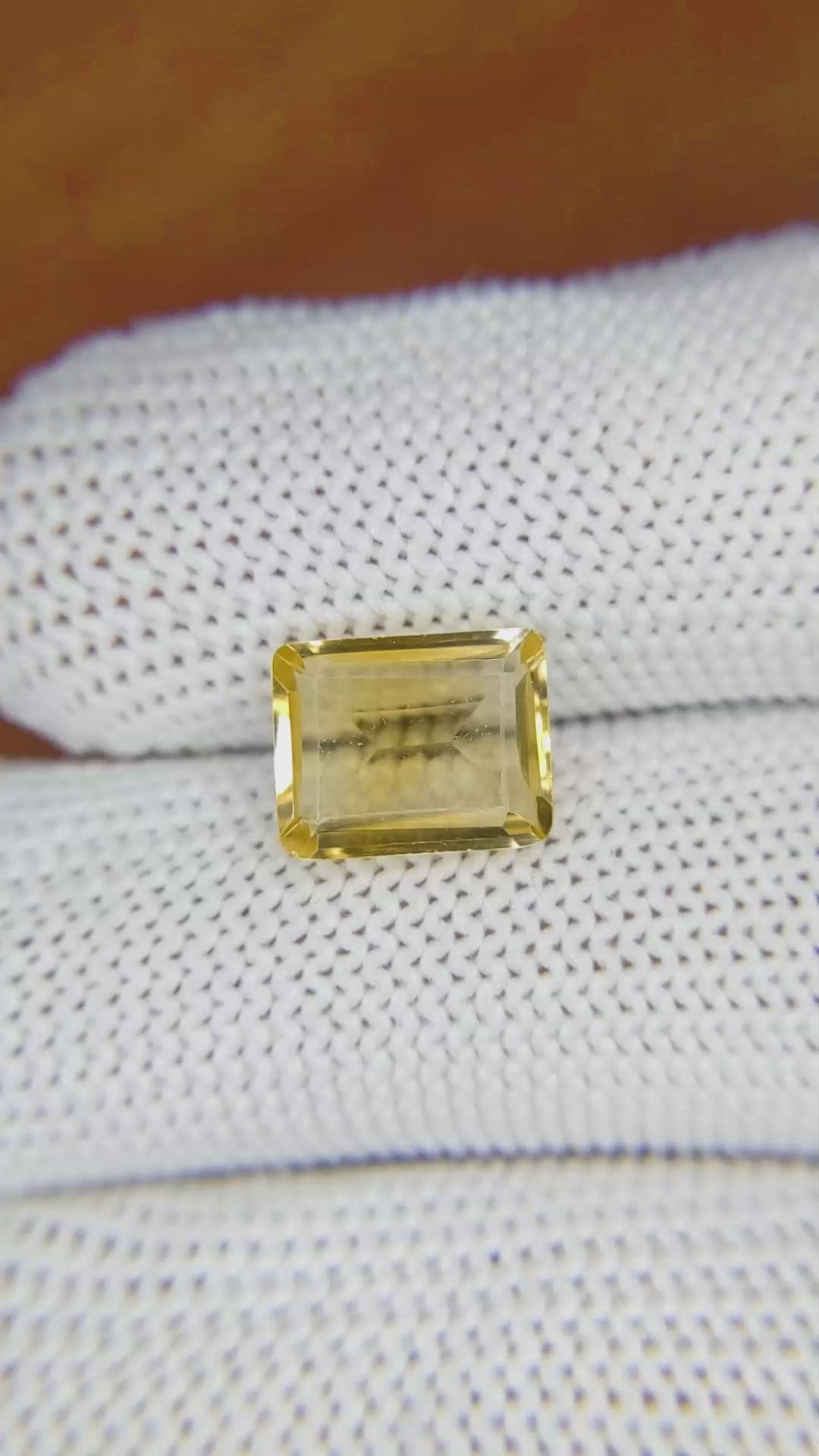 2.52 Ct. Citrine from Ceylon (Sri Lanka) Size Video