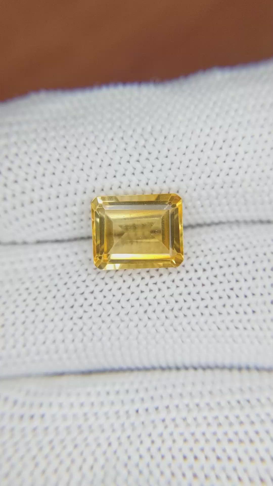3.09 Ct. Citrine from Ceylon (Sri Lanka) Size Video
