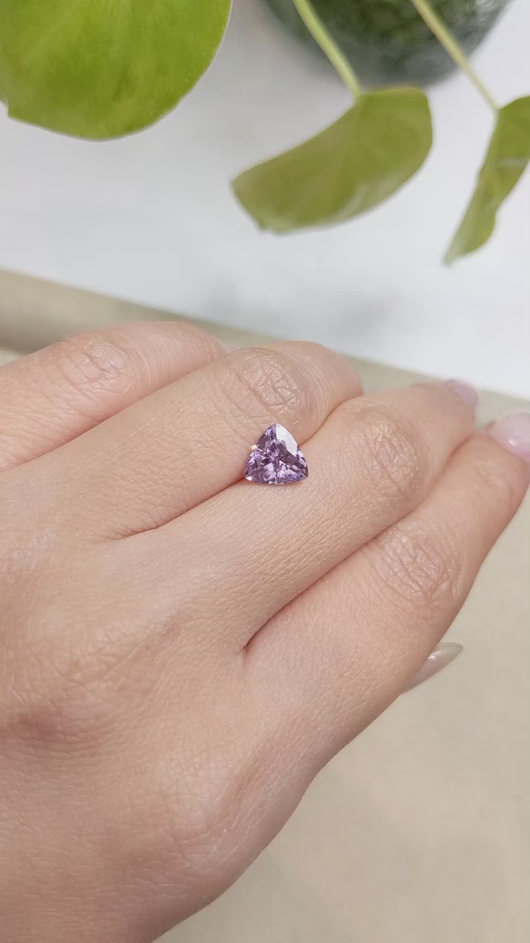 1.56 Ct. Spinel from Burma (Myanmar) Size Video