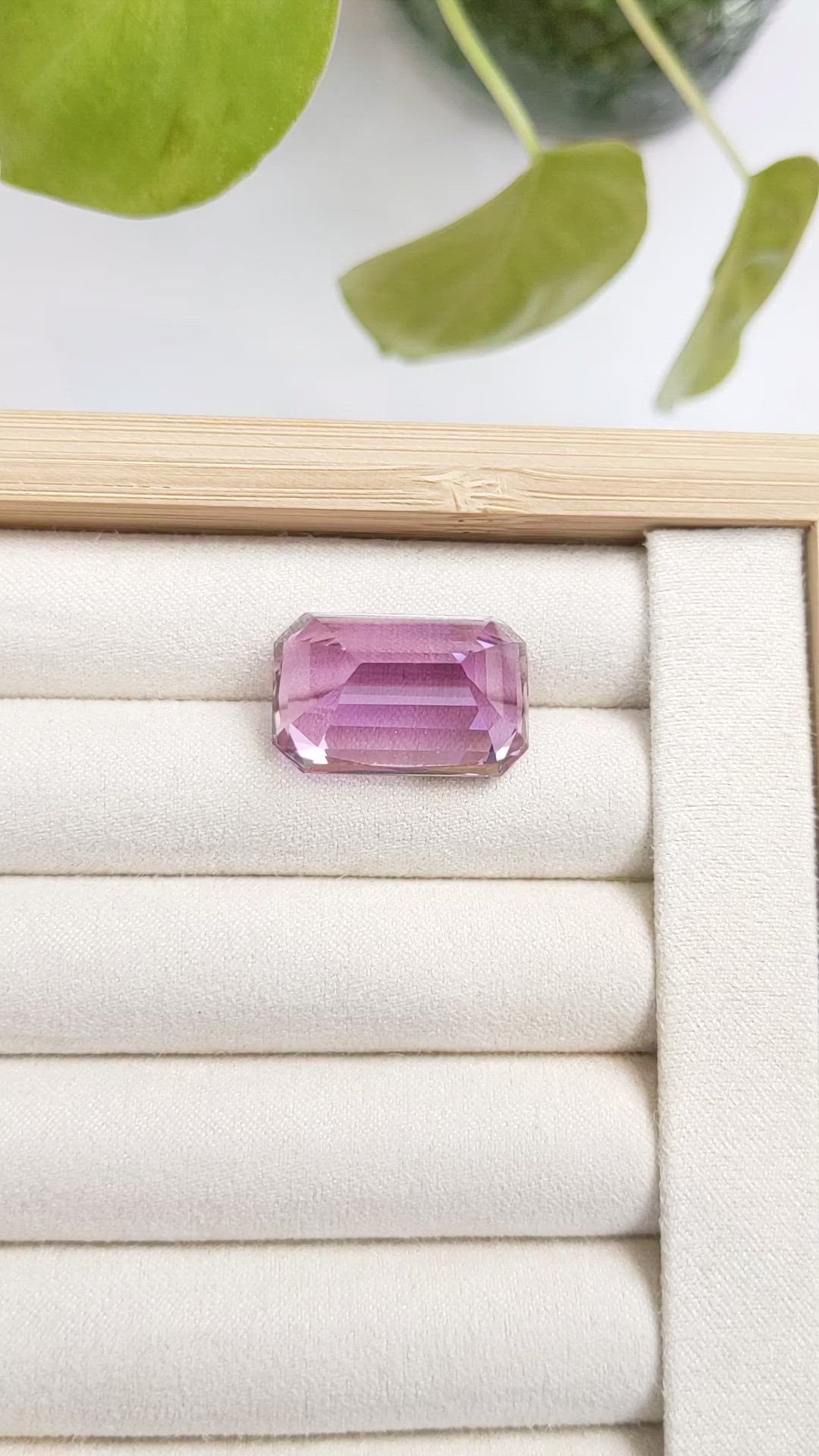 32.96 Ct. Kunzite from Afghanistan Size Video