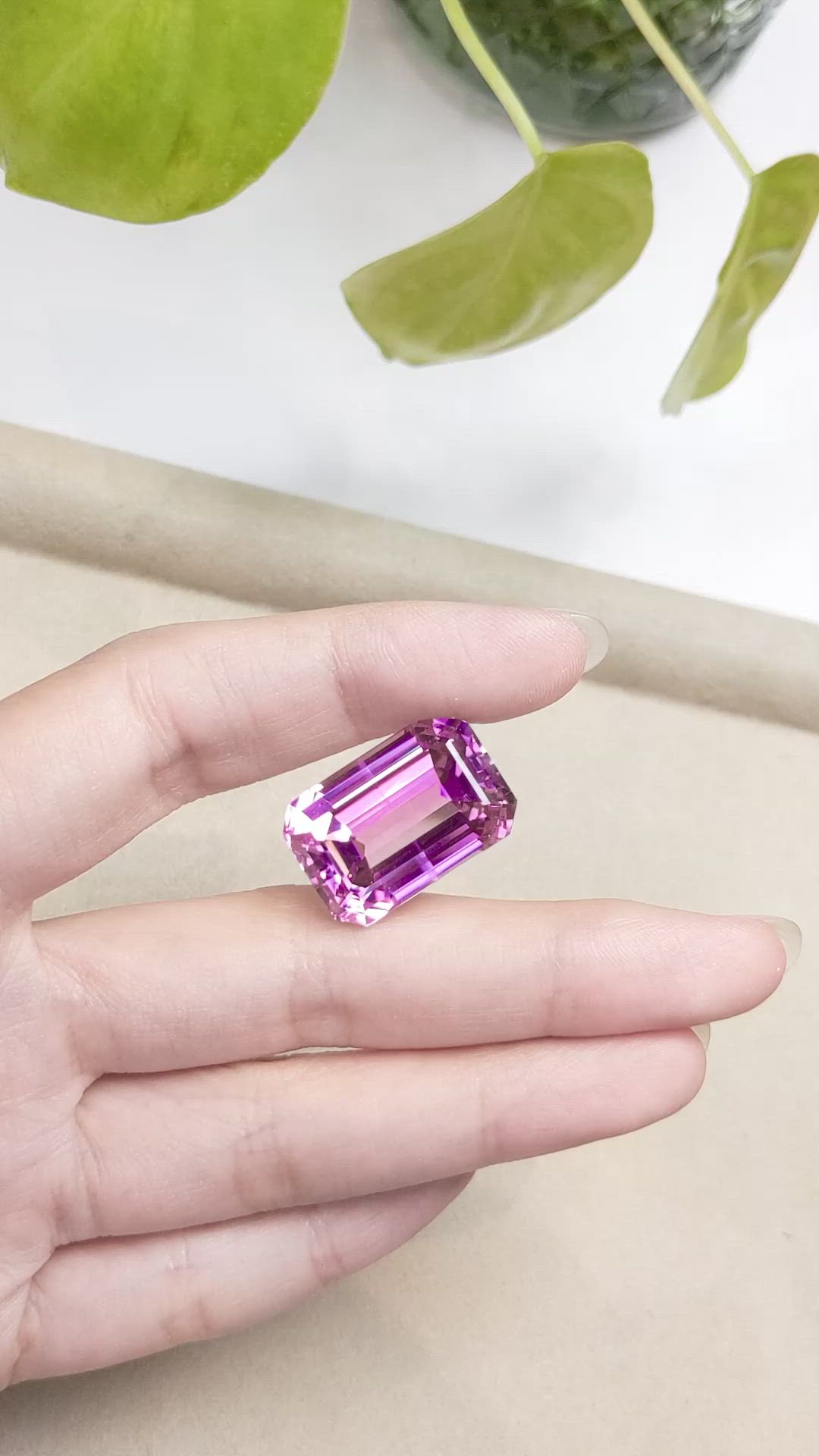 42.67 Ct. Kunzite from Afghanistan Size Video
